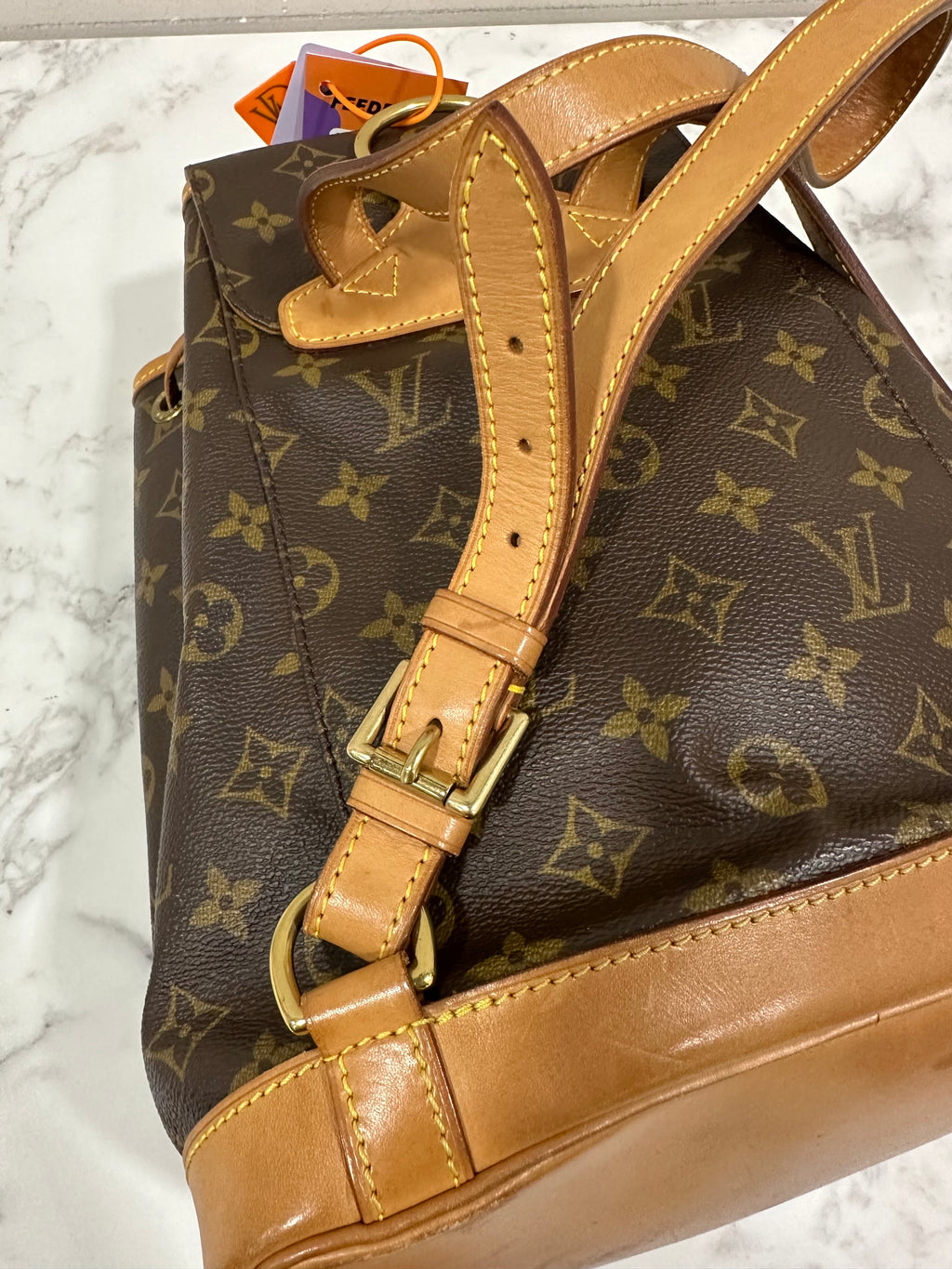 Louis Vuitton Montsouris MM