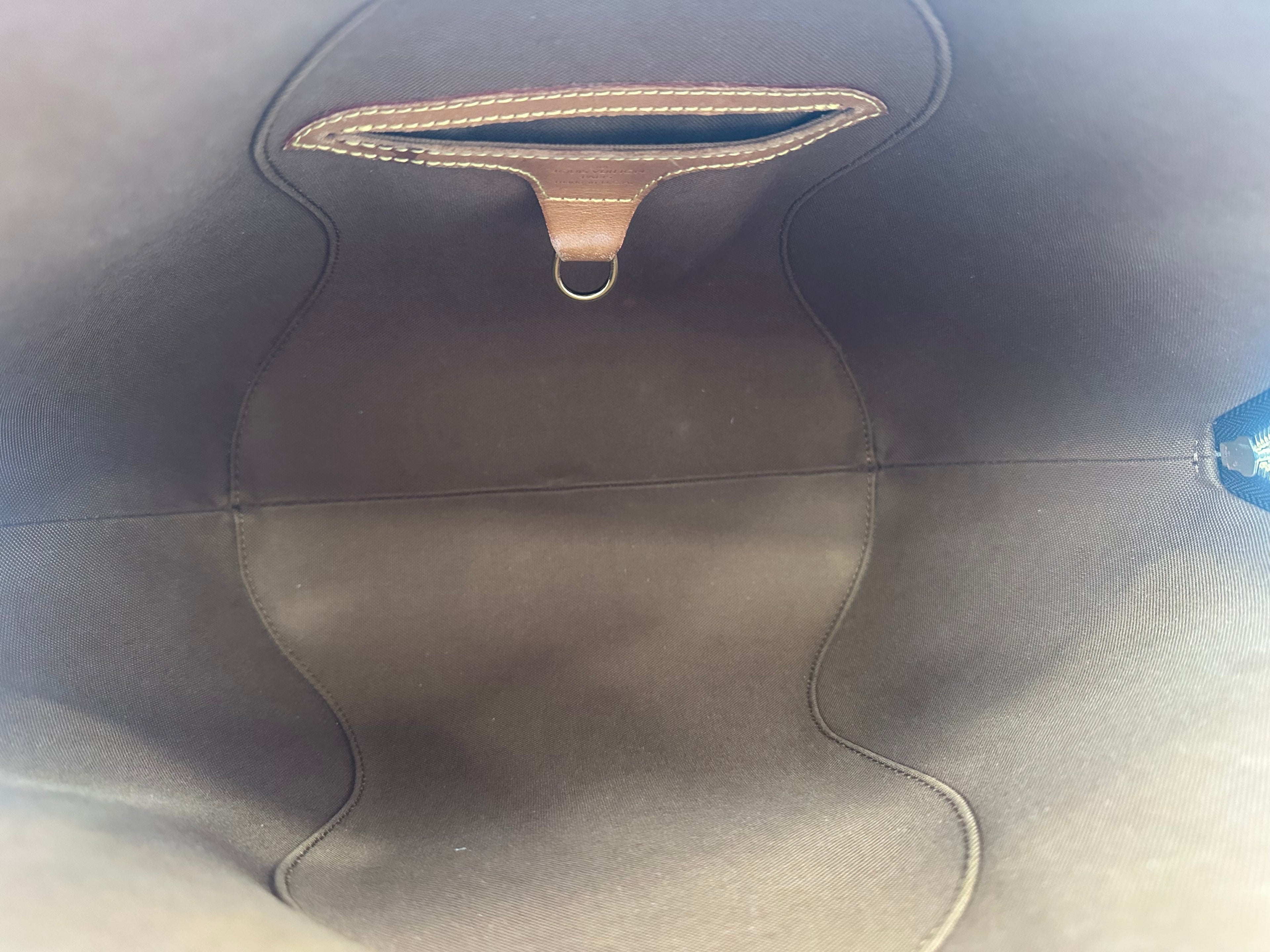 Louis Vuitton Ellipse MM