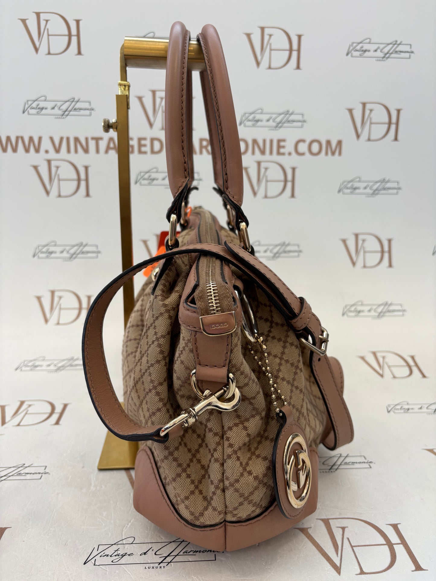 383282 - Gucci Sukey