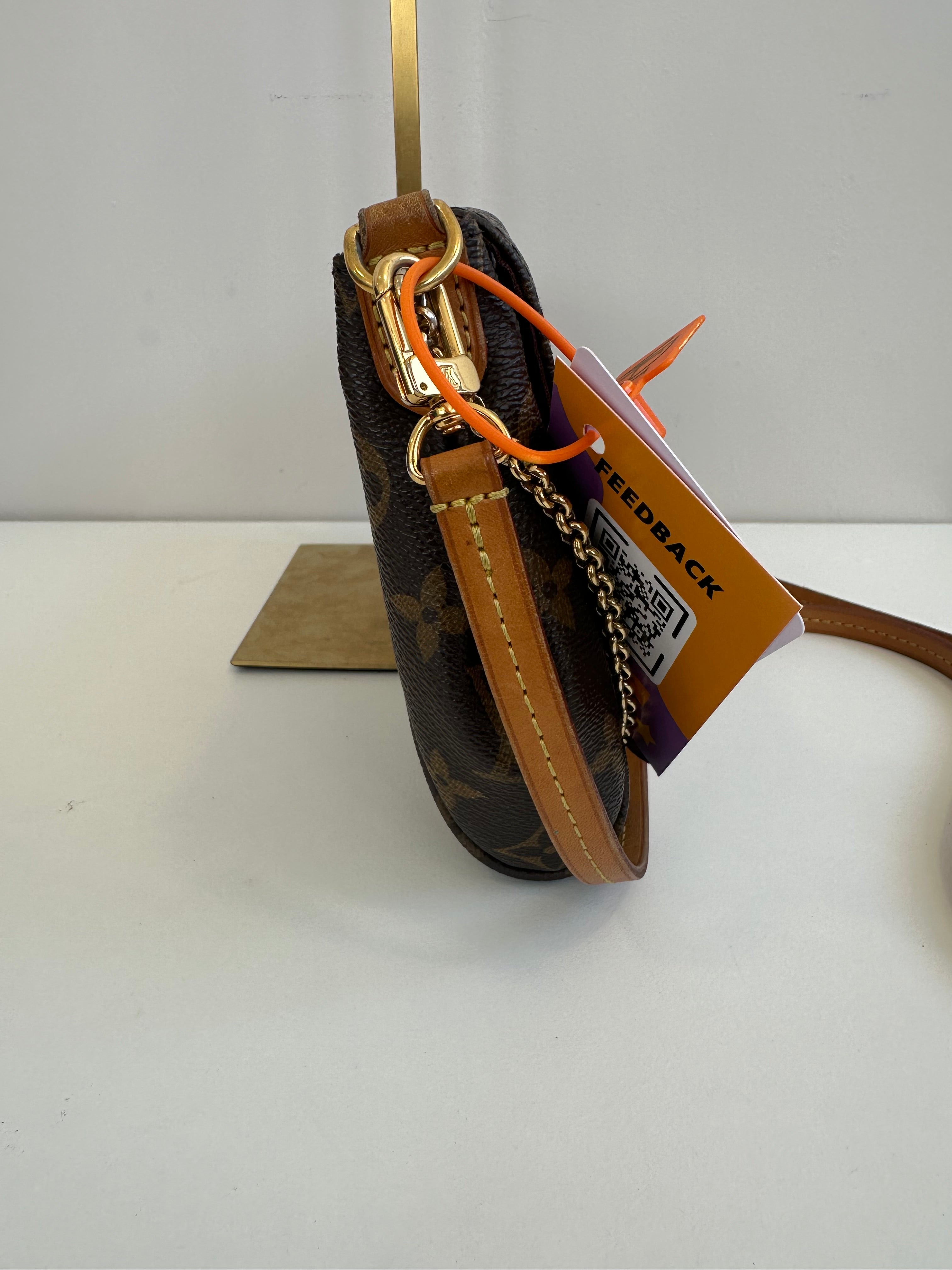 Louis Vuitton Favorite MM