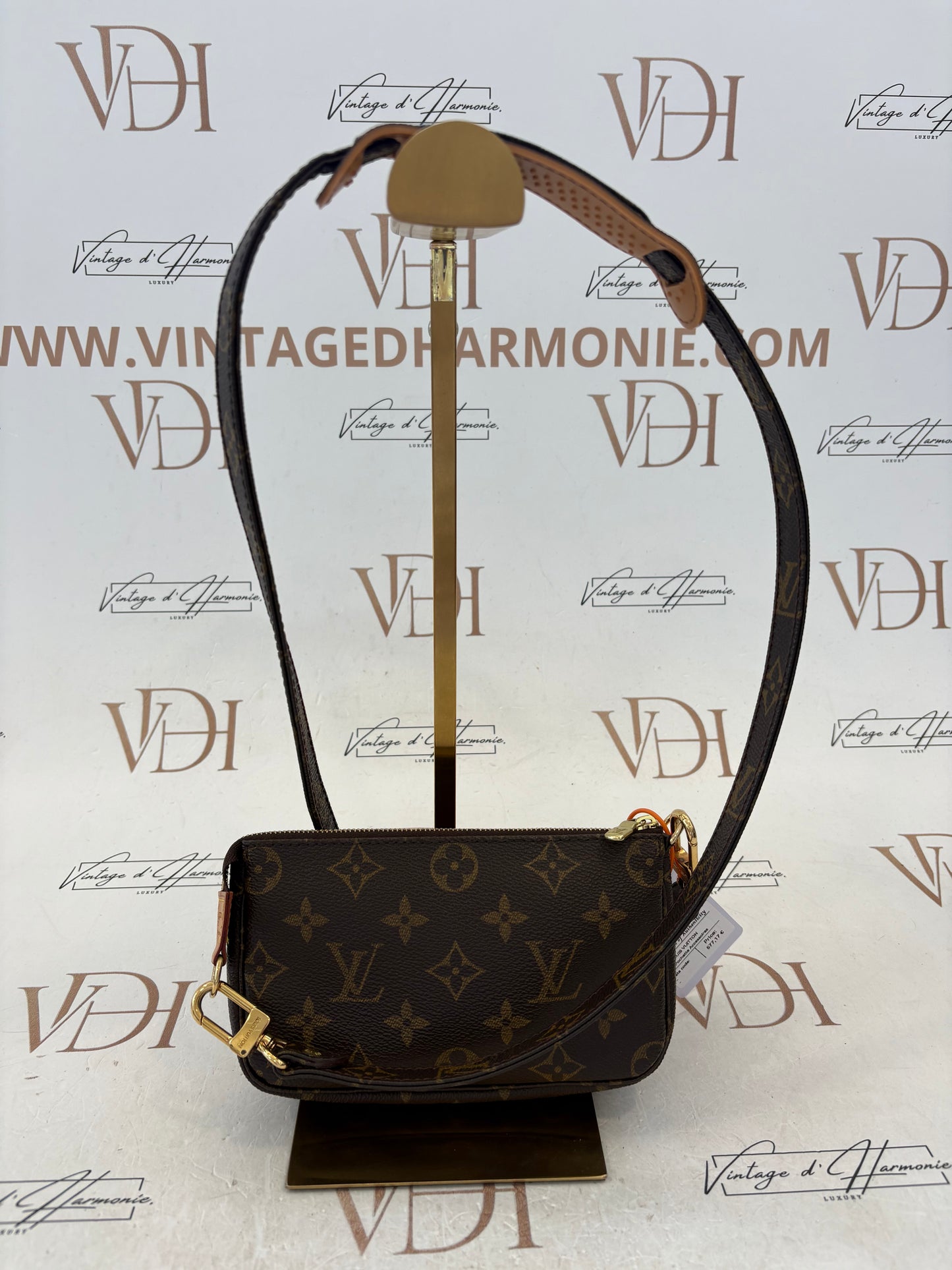 016972 - Louis Vuitton Pochette Accessoires