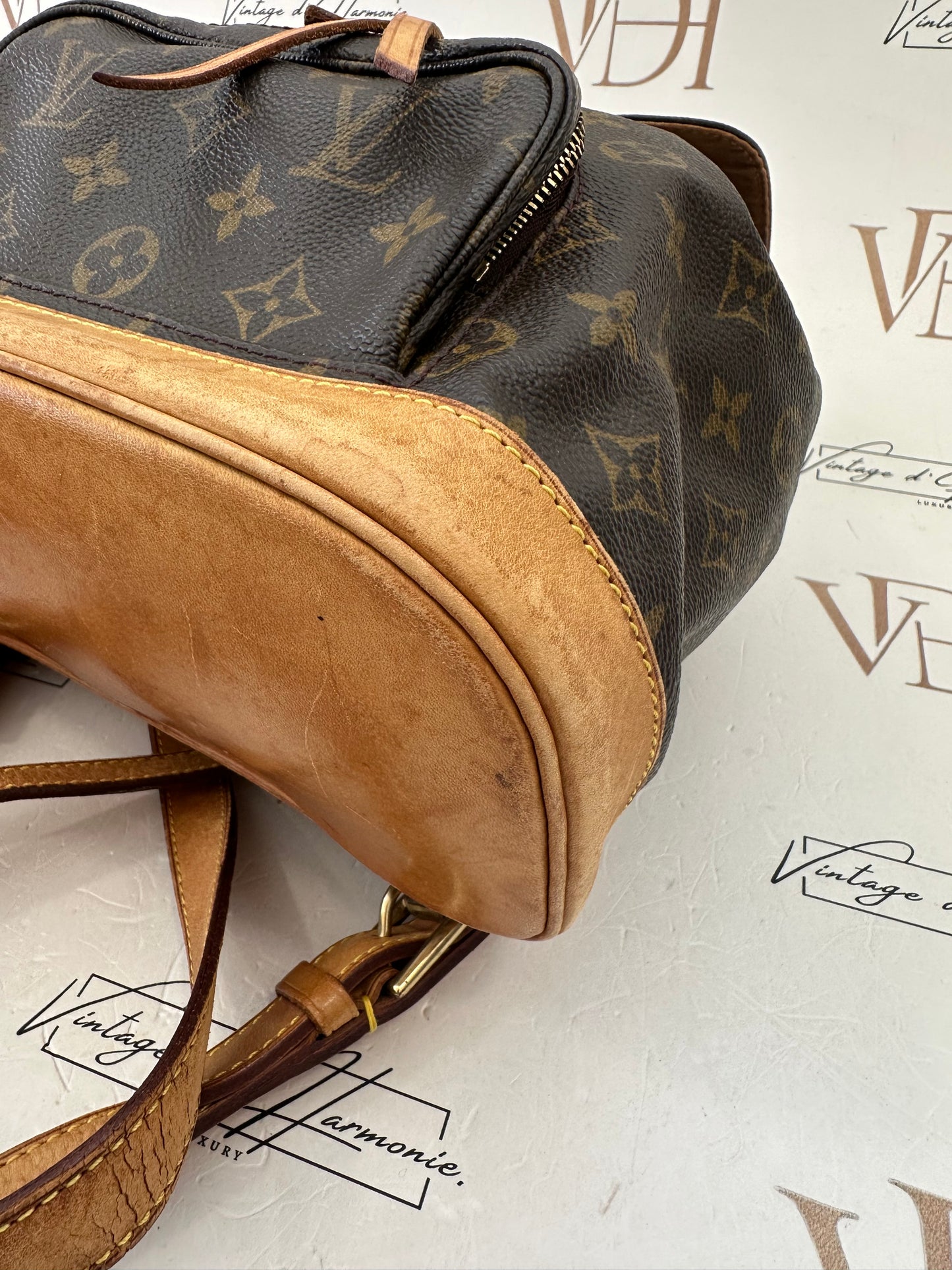 017845 - Louis Vuitton Montsouris MM
