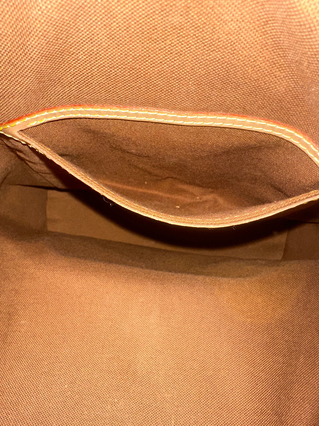 Louis Vuitton Montsouris mm