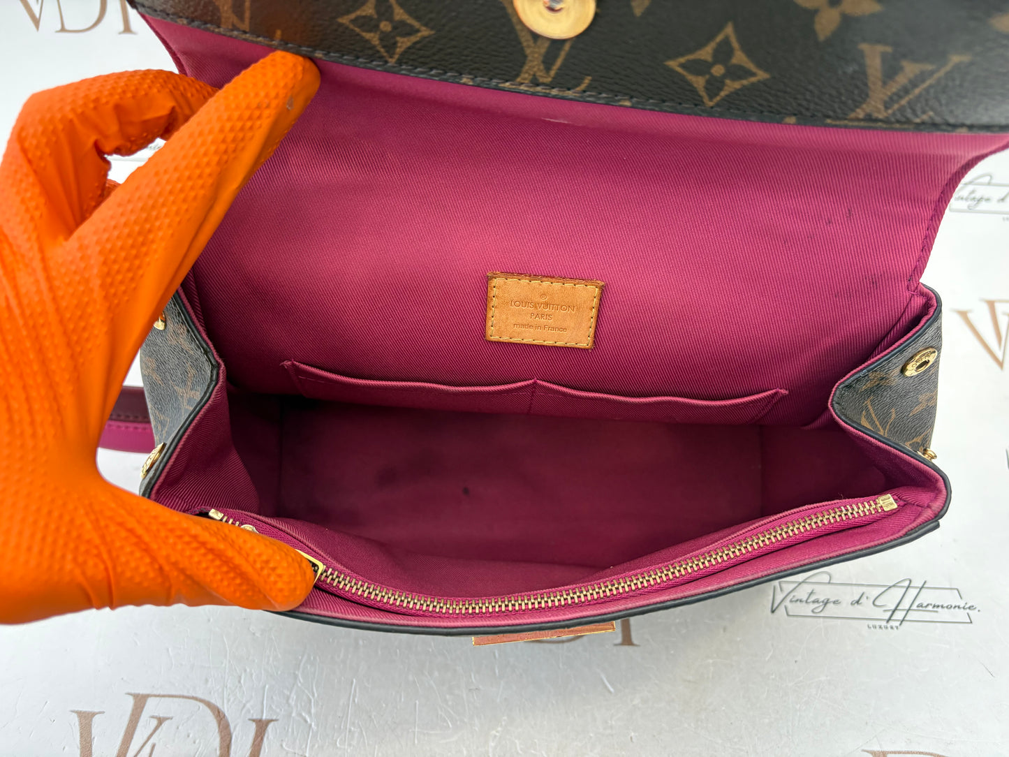 383490 - Louis Vuitton Cluny