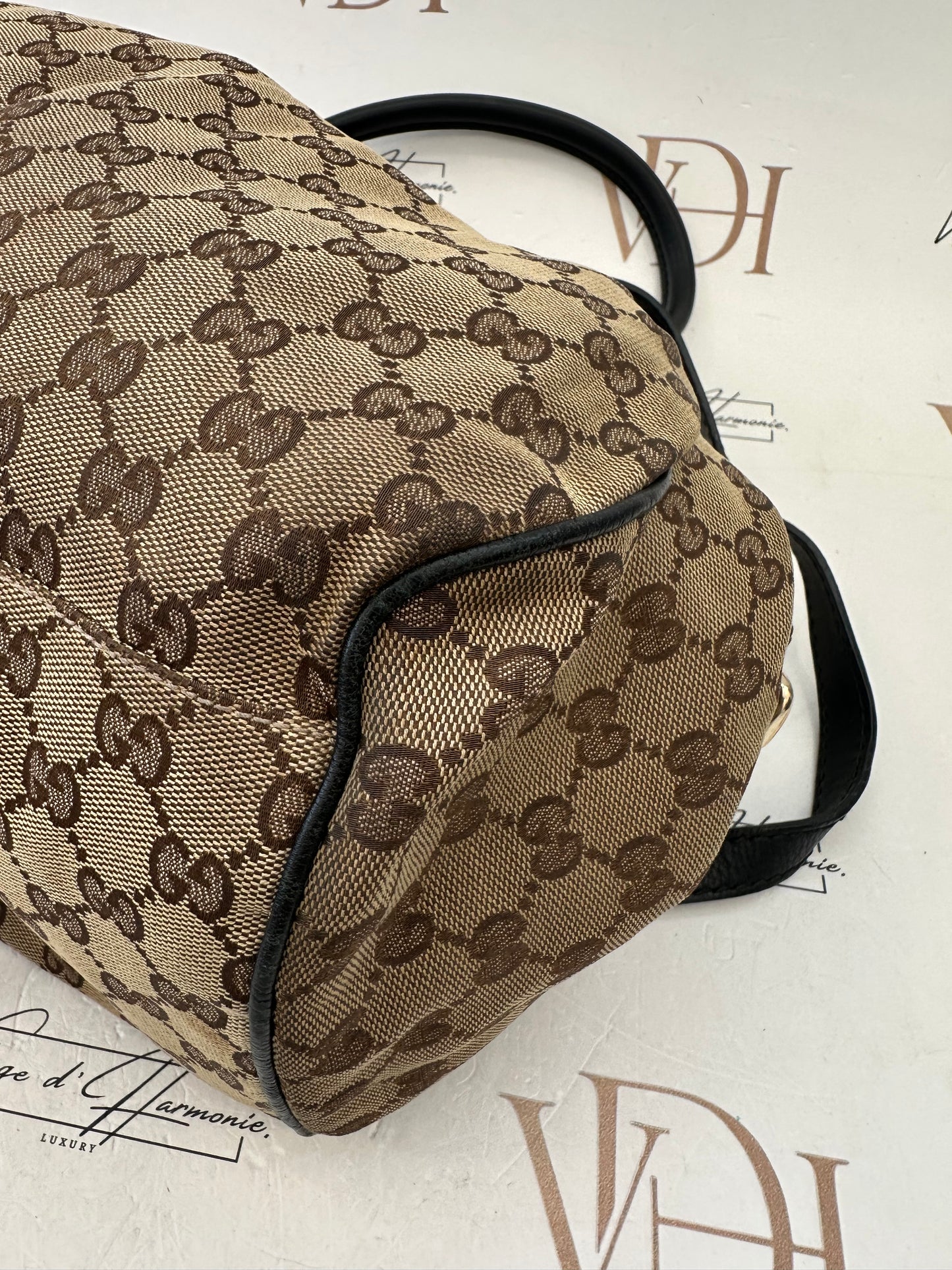 383176 - Gucci Sukey
