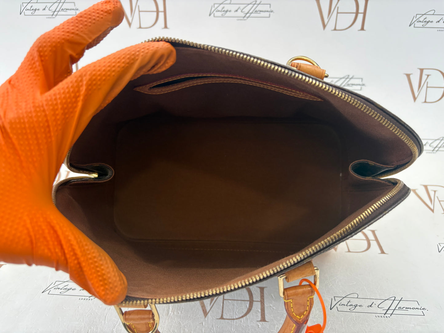 018094 - Louis Vuitton Alma