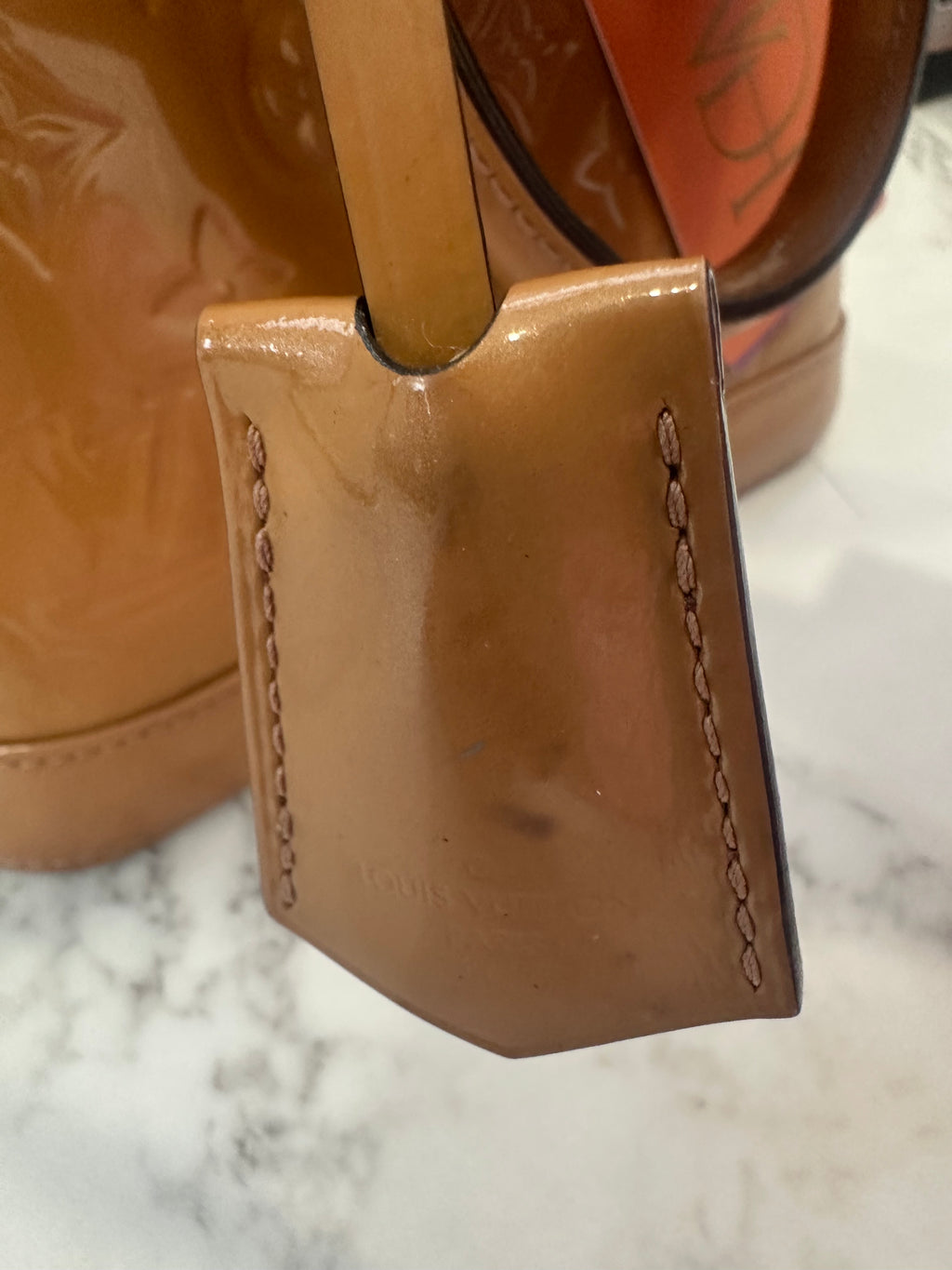 Louis Vuitton Alma BB Vernis Beige