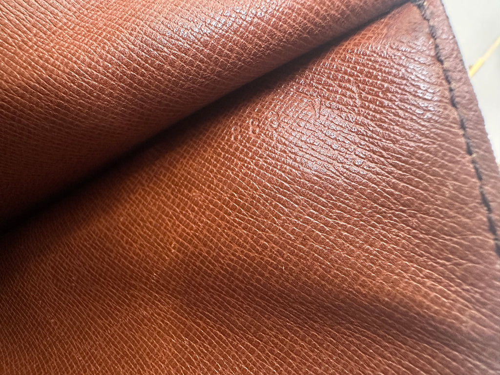 Louis Vuitton Monceau 28