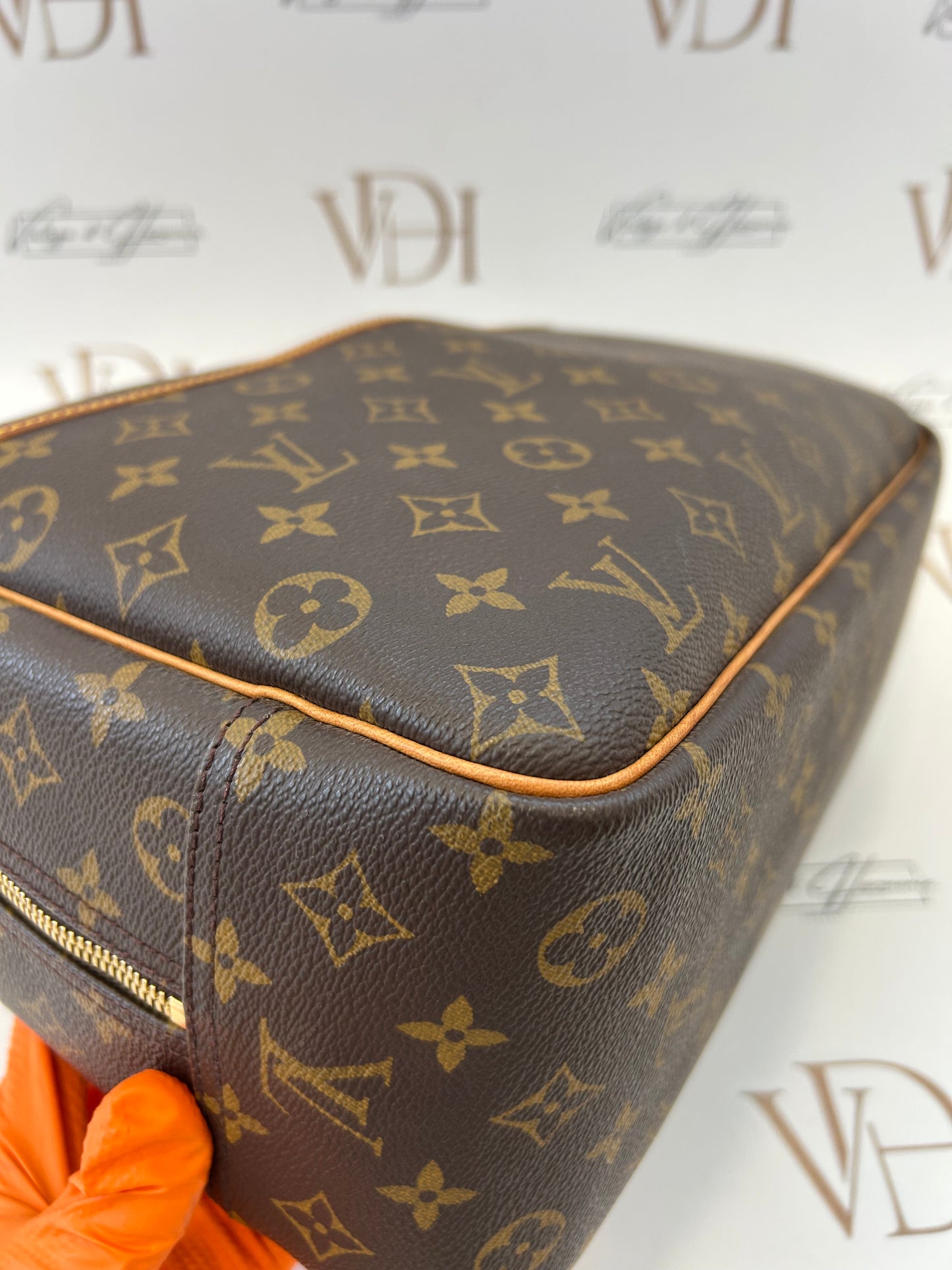017261 - Louis Vuitton Deauville