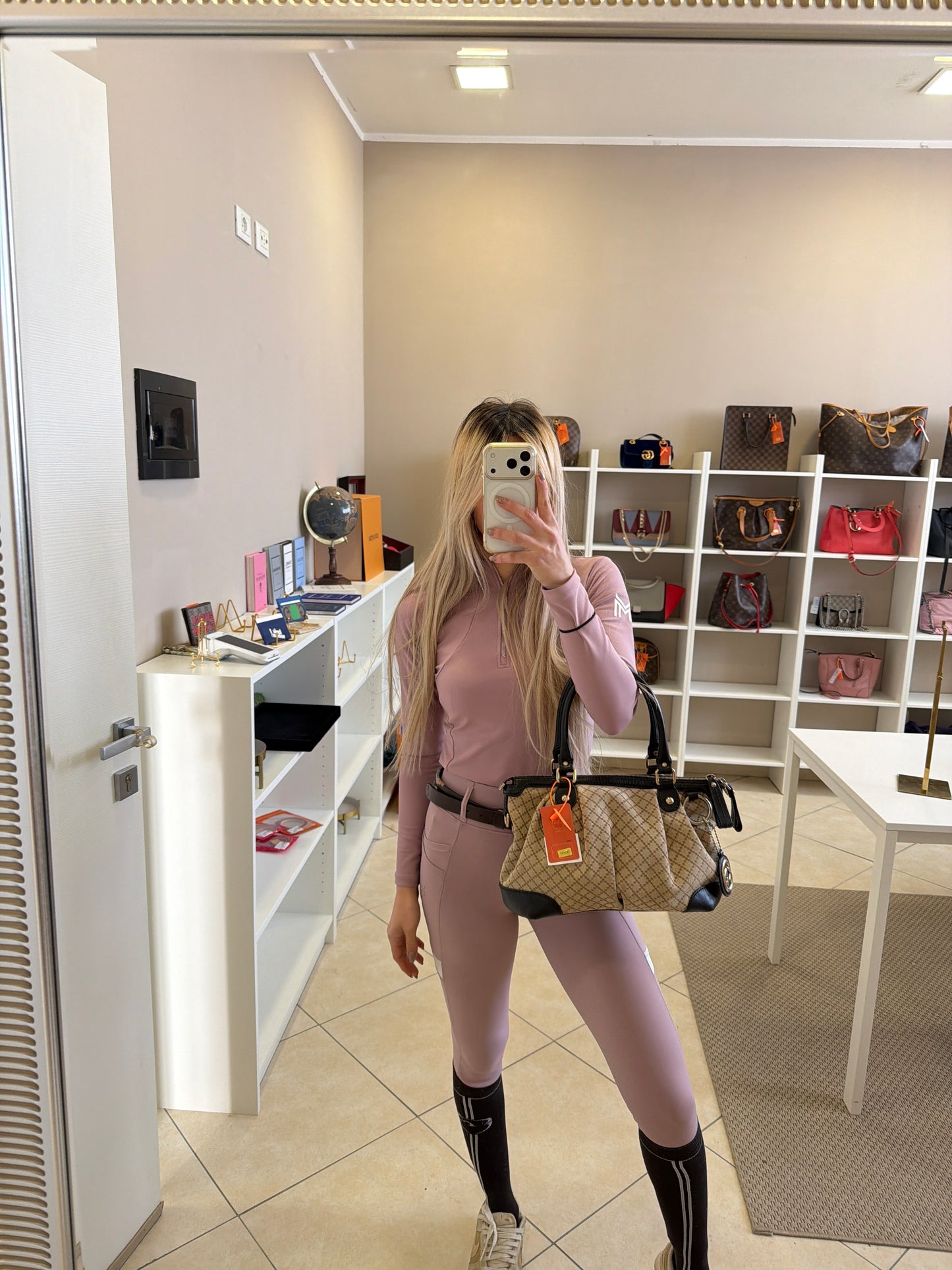 382490 - Gucci Sukey