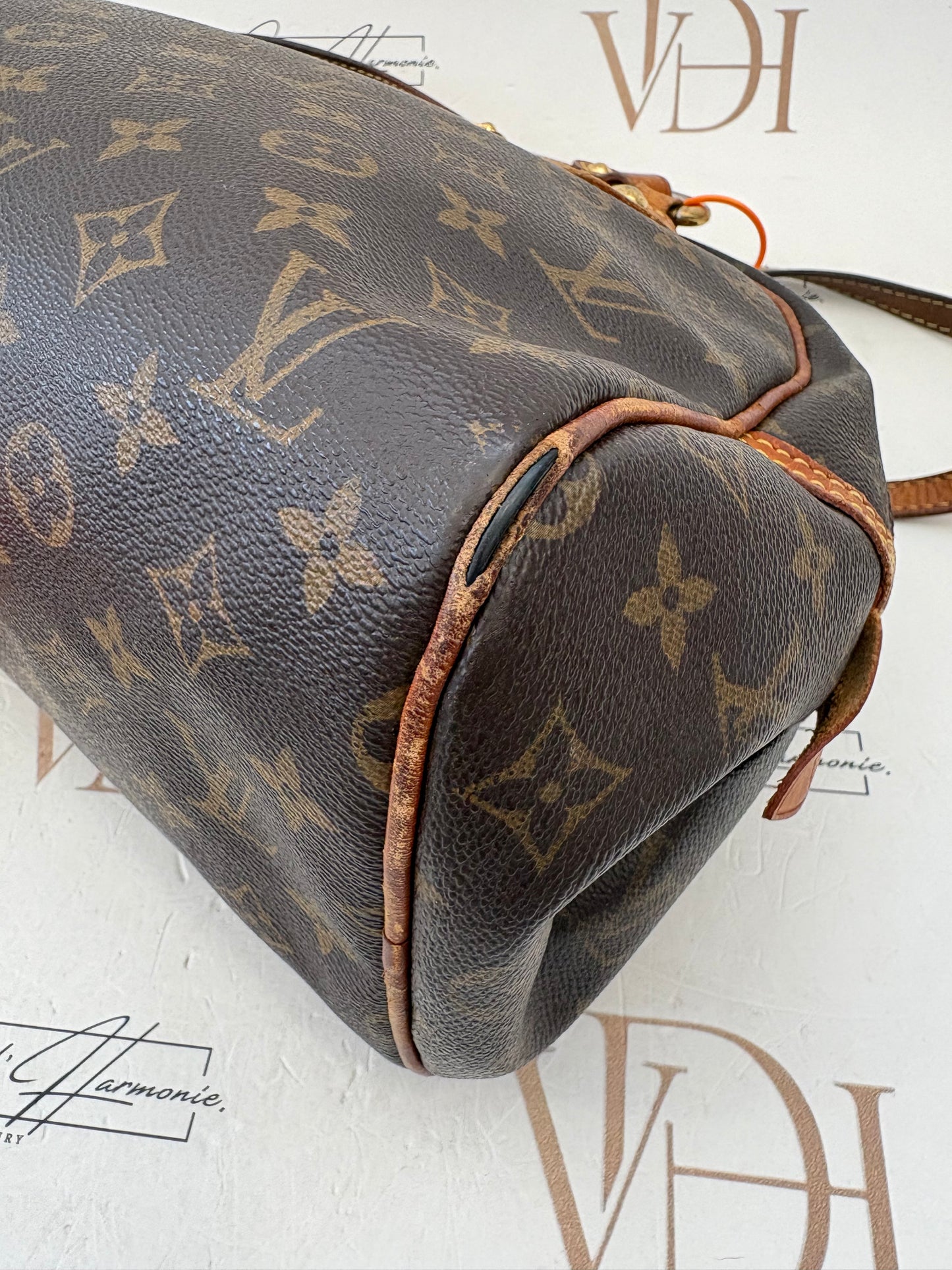016901 - Louis Vuitton Montorgueil PM