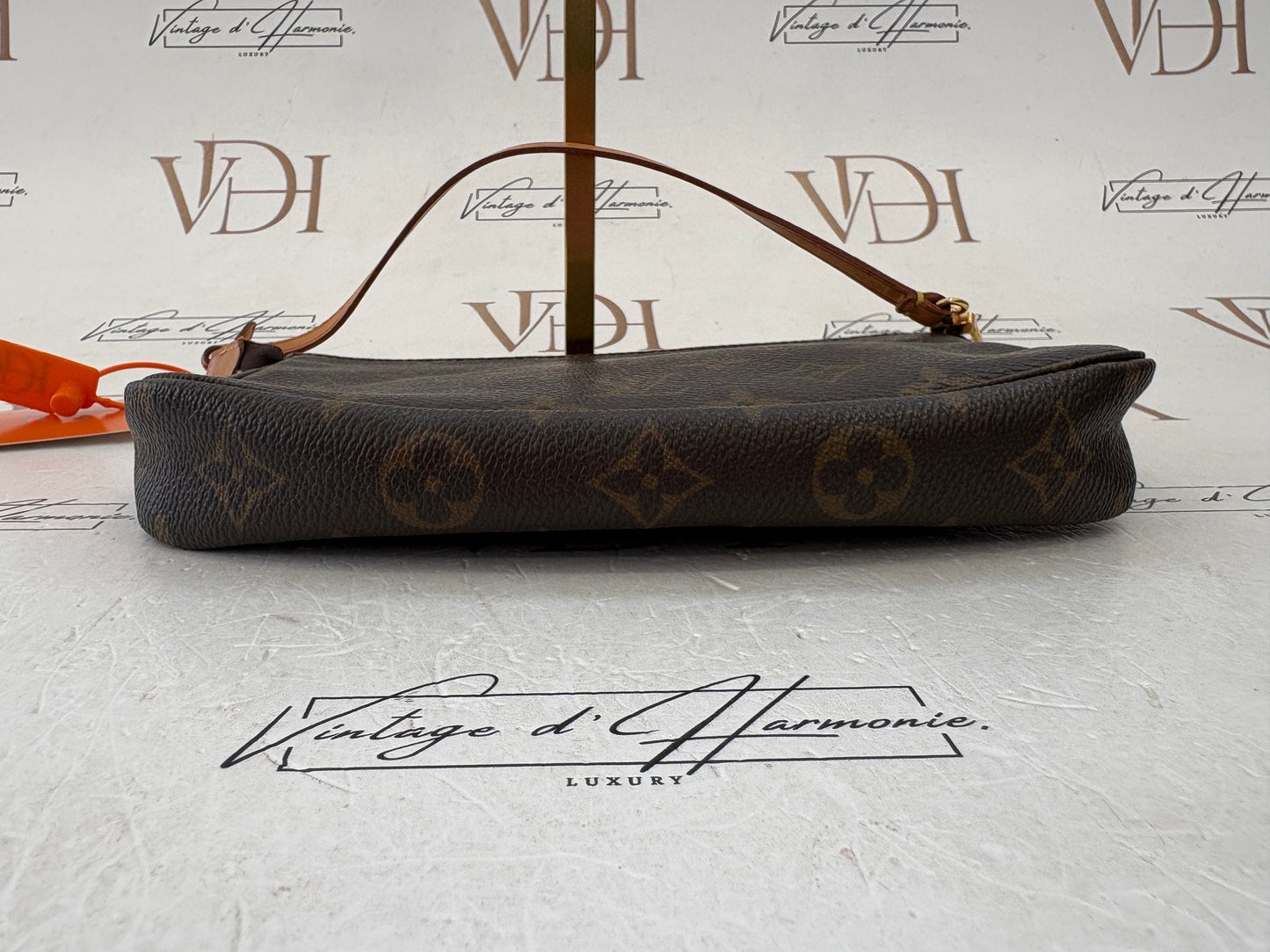 018913 - Louis Vuitton Pochette Accessoires
