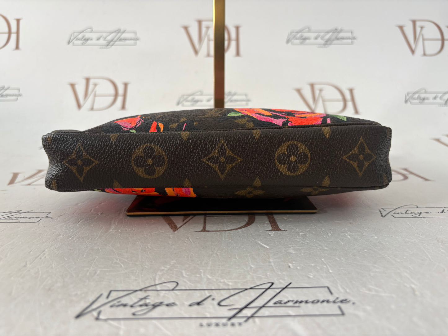 383896 - Louis Vuitton Pochette Accessoires