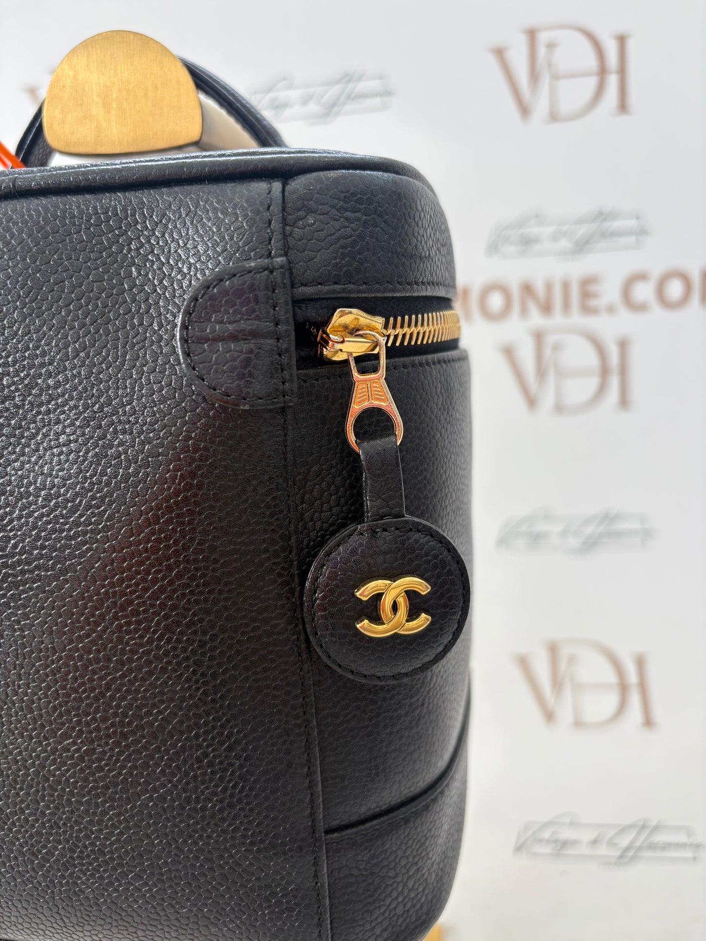 018217 - Chanel Black Calfskin Timeless Vanity