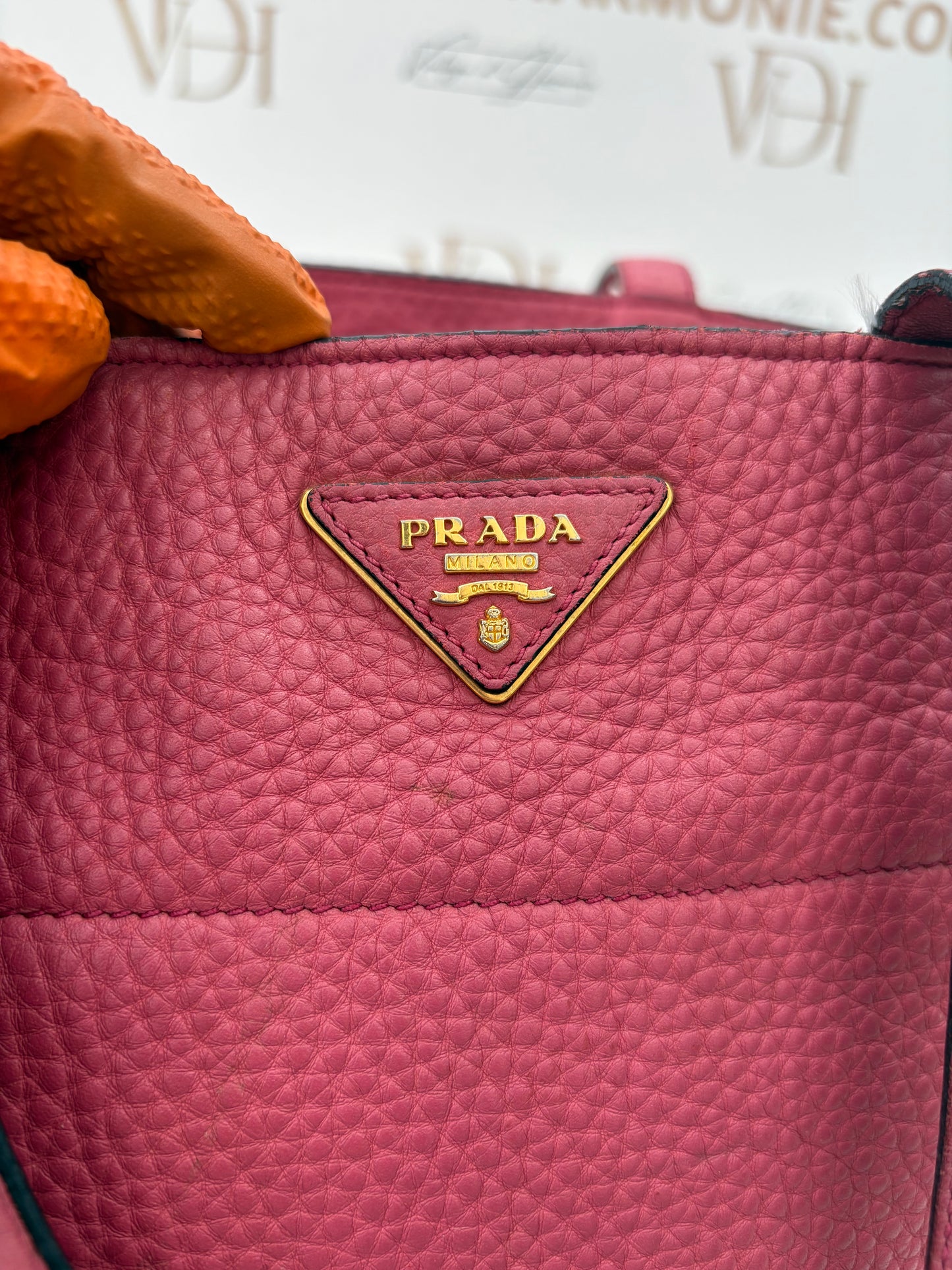 018802 - Prada Pink