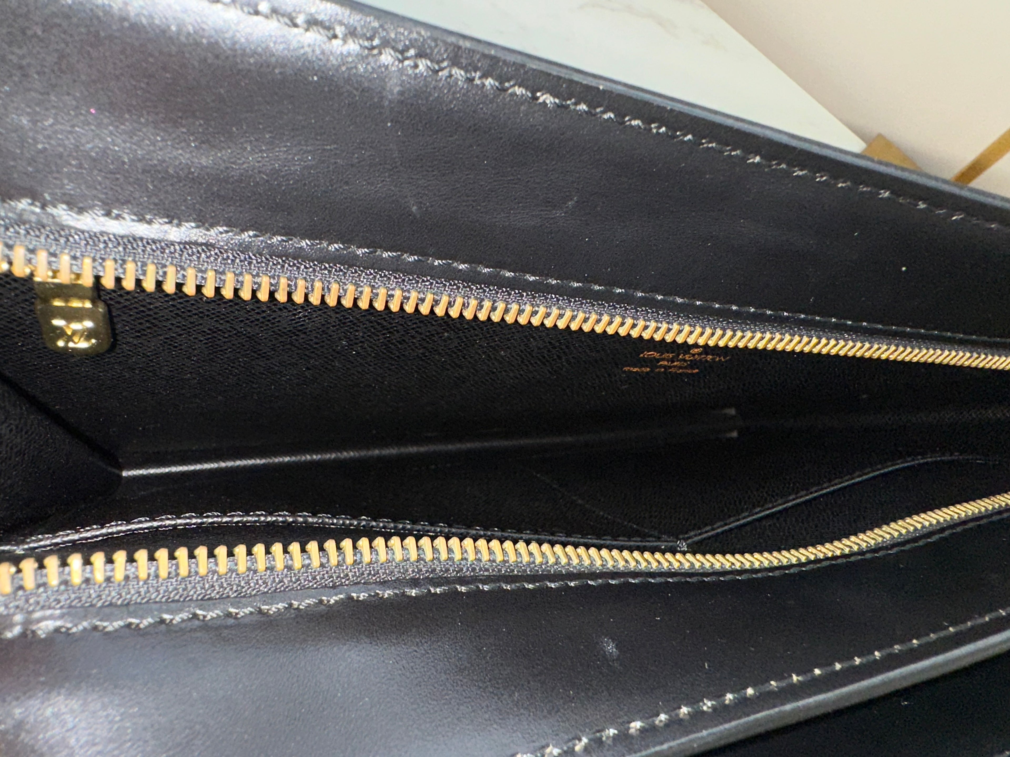 Louis Vuitton Angian Epi Black