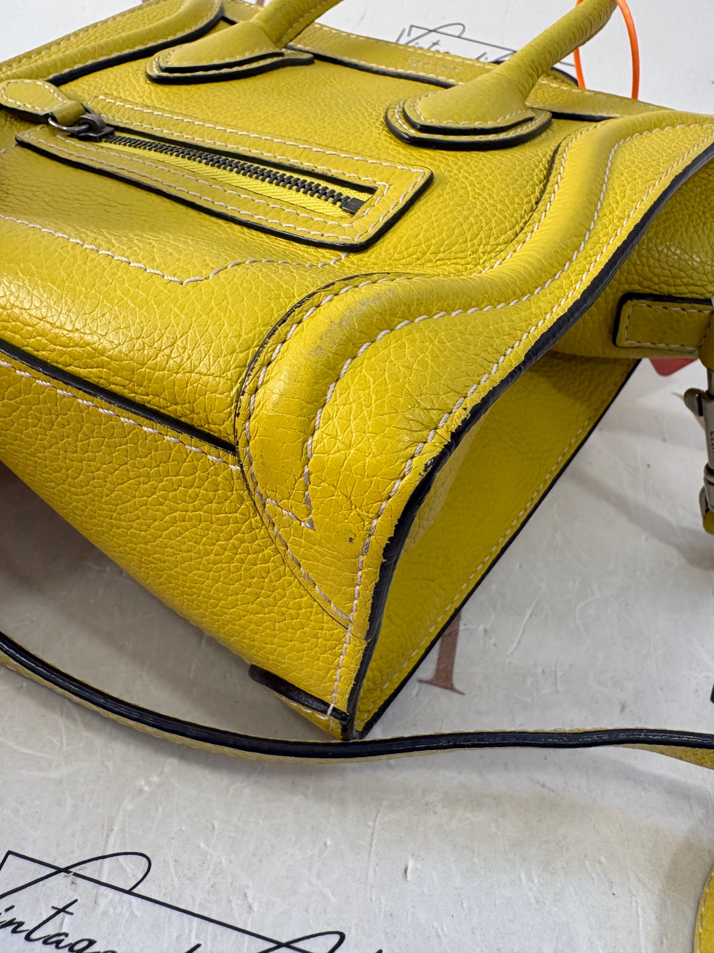 383406 - Céline Luggage