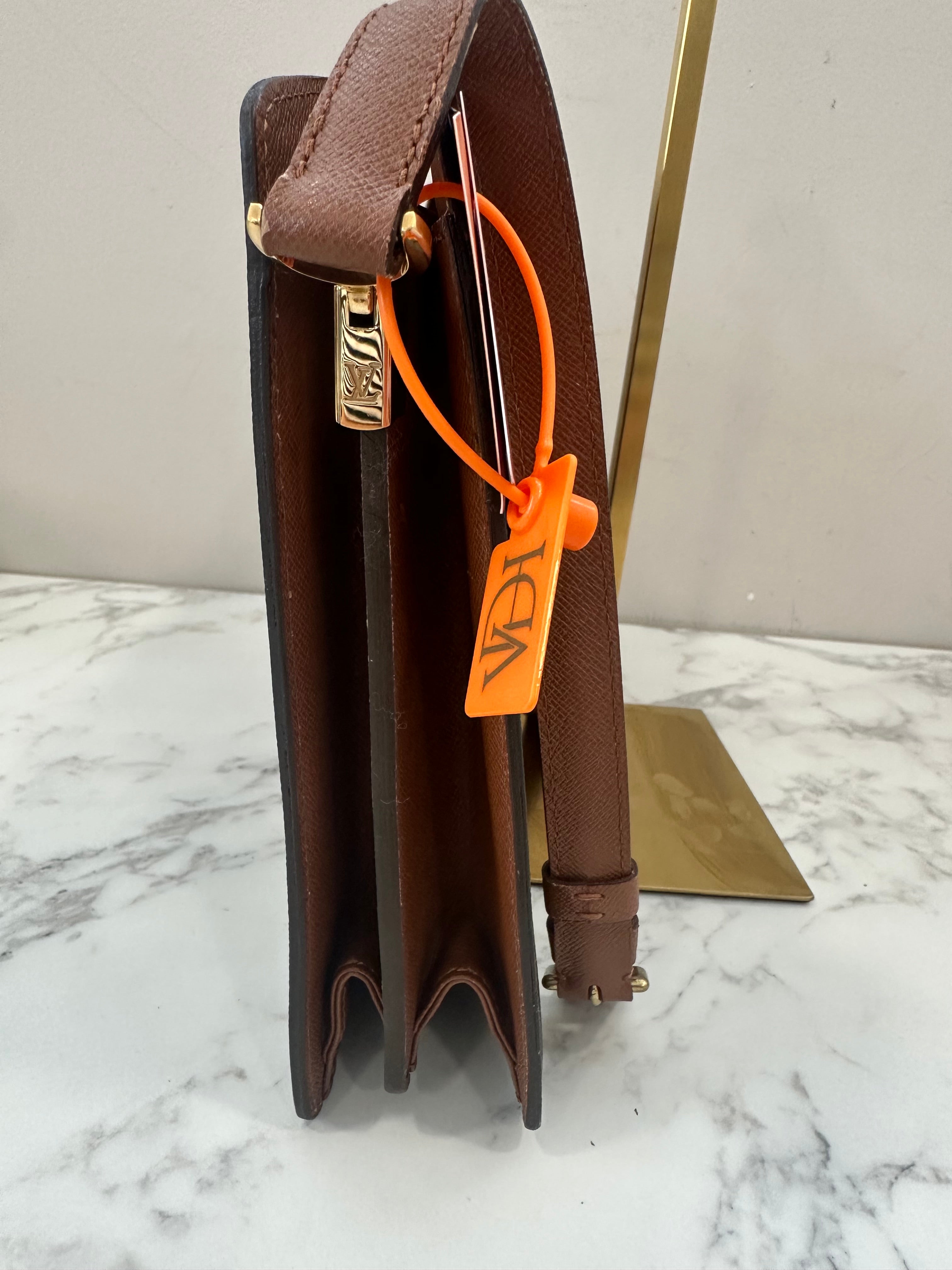 Louis Vuitton Courcelles