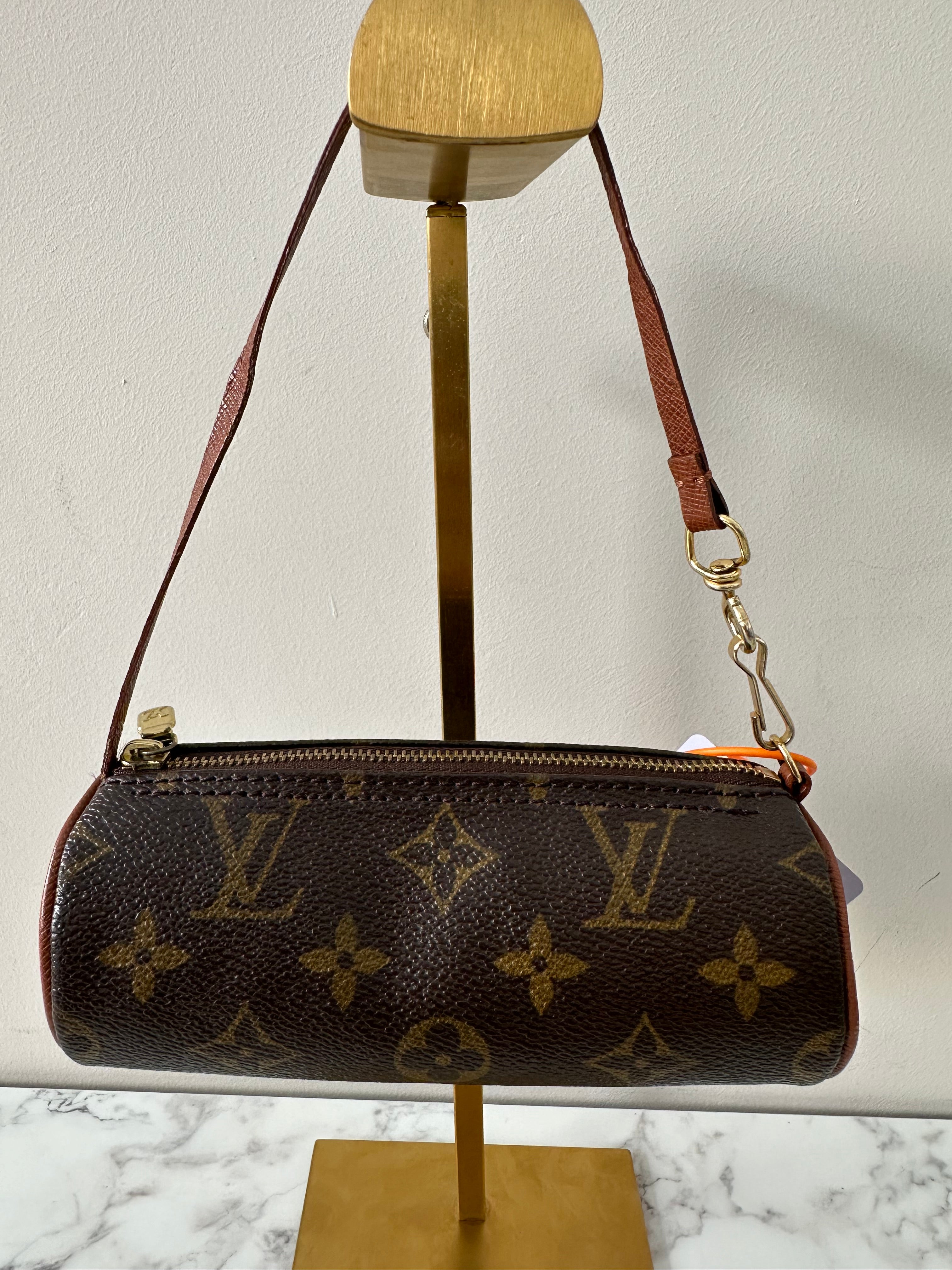 Louis Vuitton Papillon Pouch