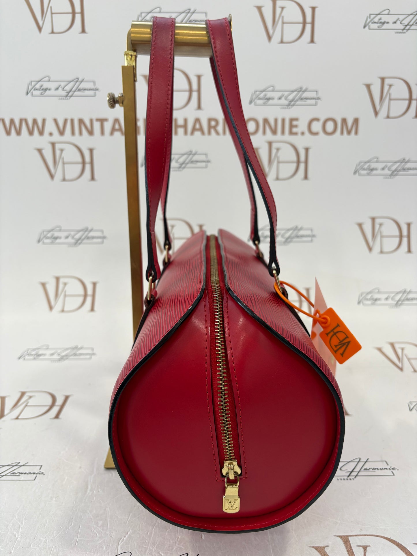 017700 - Louis Vuitton Red Epi Soufflot