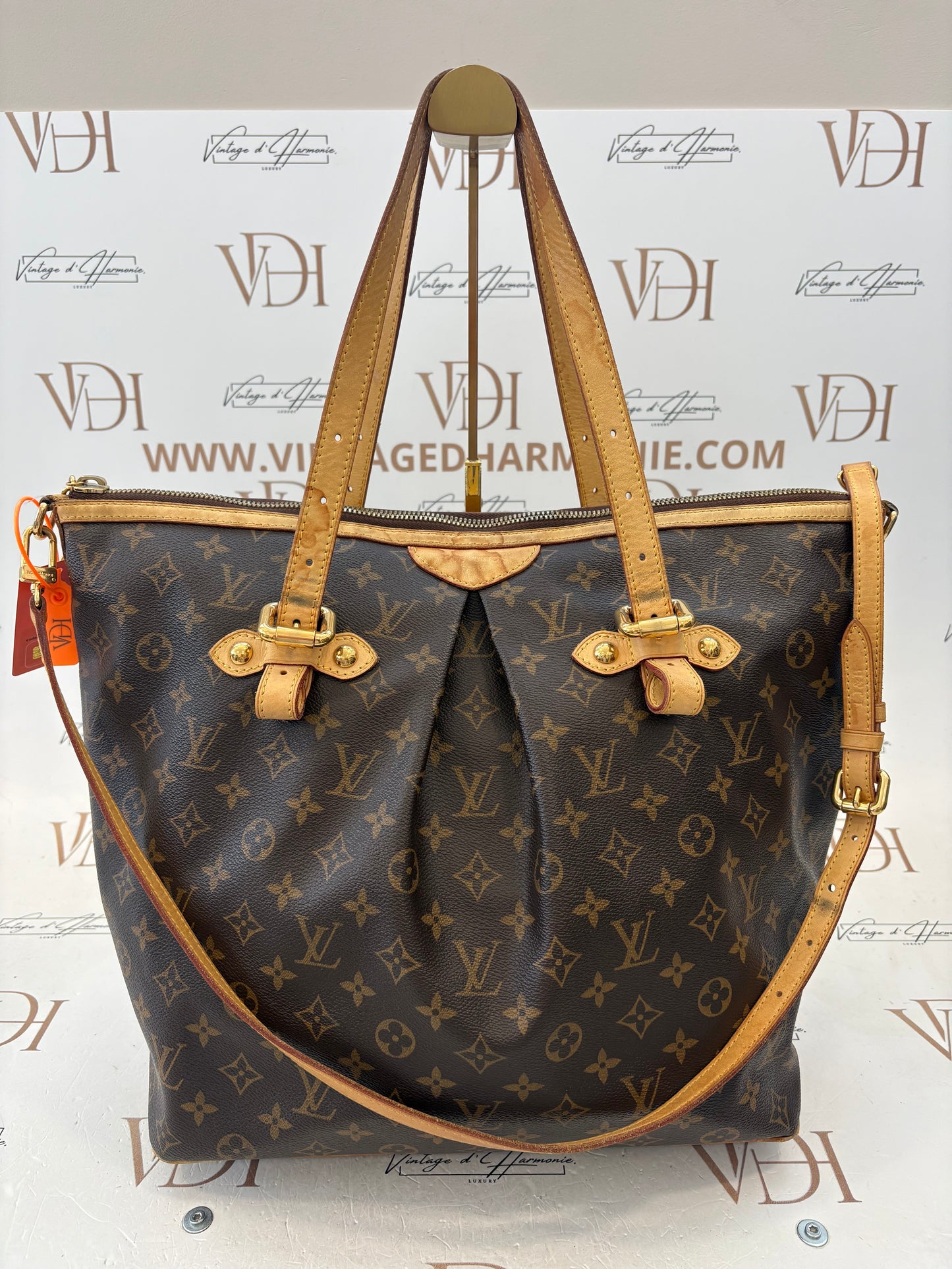 017346 - Louis Vuitton Palermo