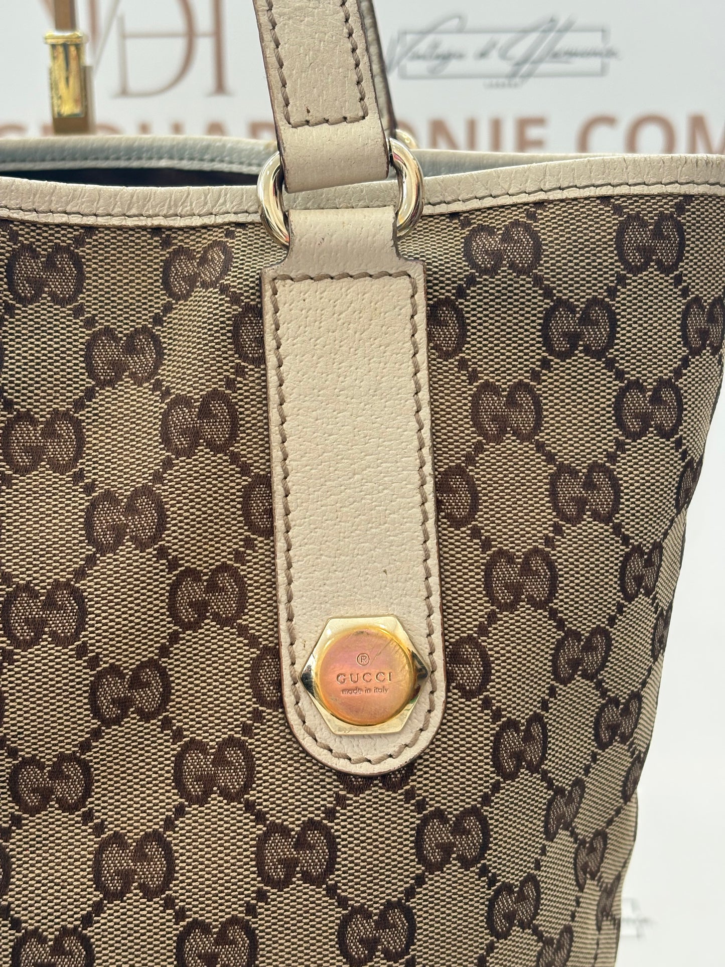 018185 - Gucci Tote Vertical