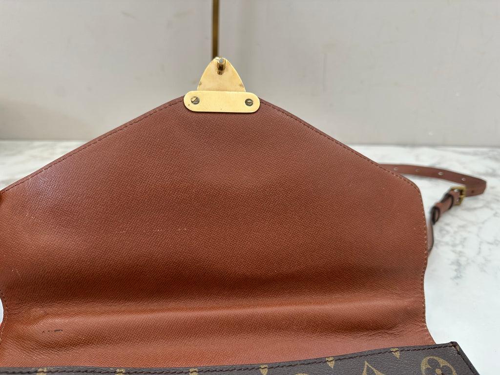 Louis Vuitton Monceau 28