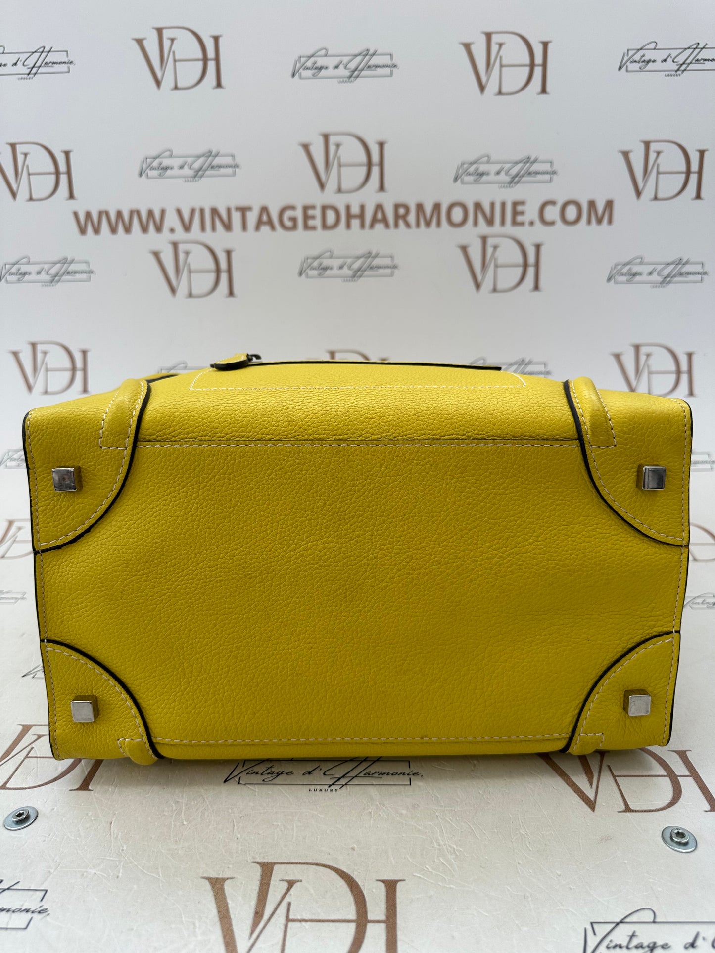 384126 - Céline Luggage