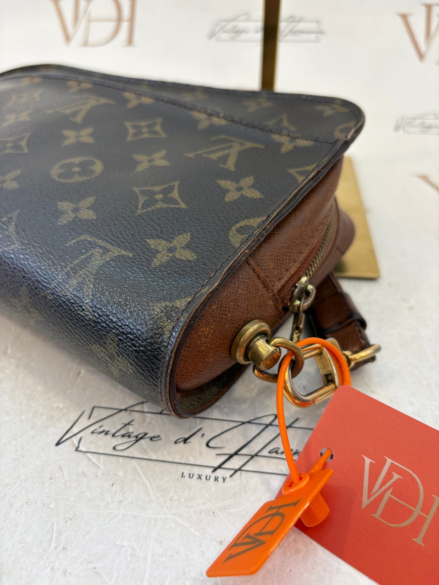 018295 - Louis Vuitton Orsay