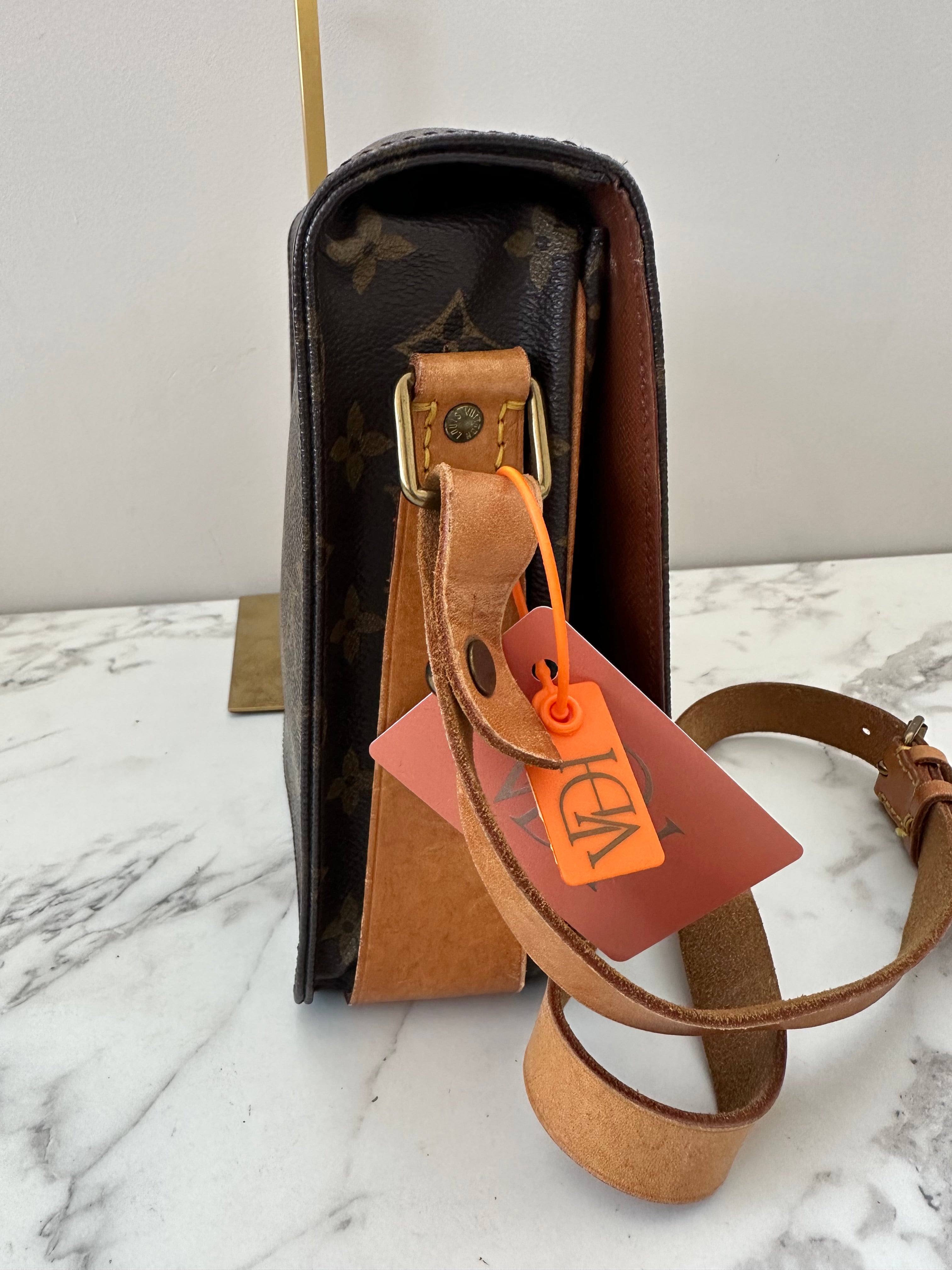 Louis Vuitton Cartouchiere GM