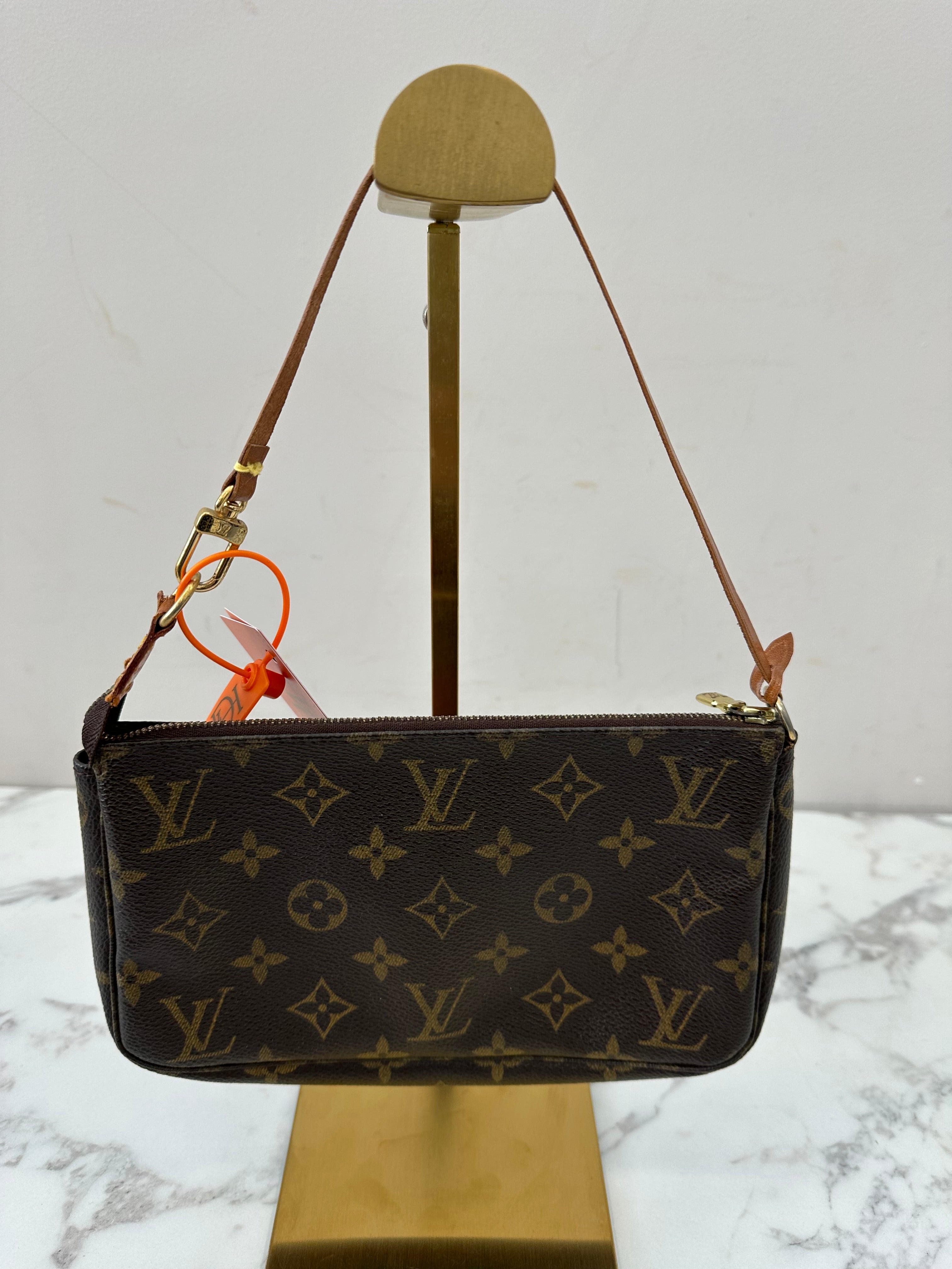 Louis Vuitton Pochette Accessoires