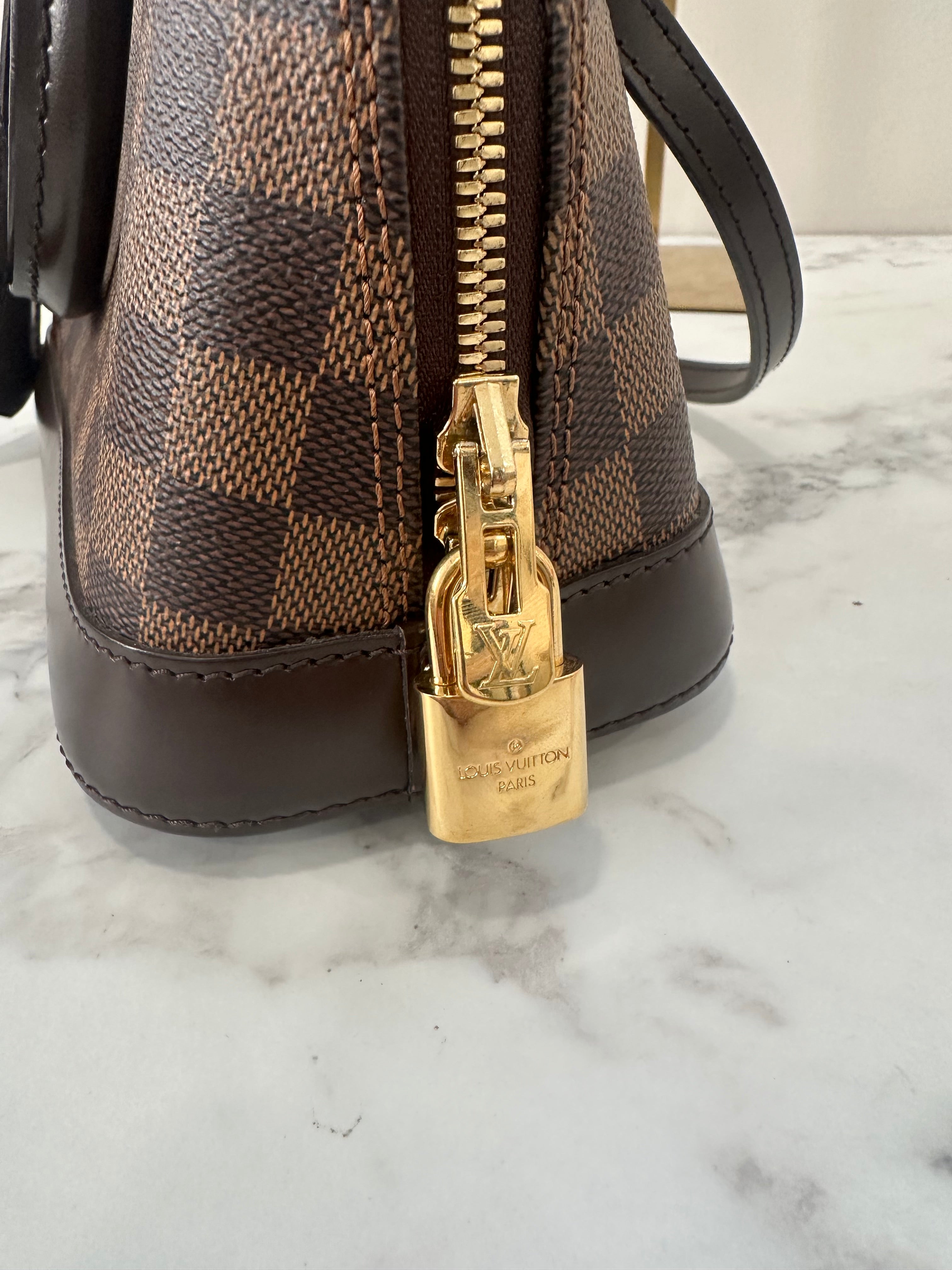 Louis Vuitton Alma BB Damier