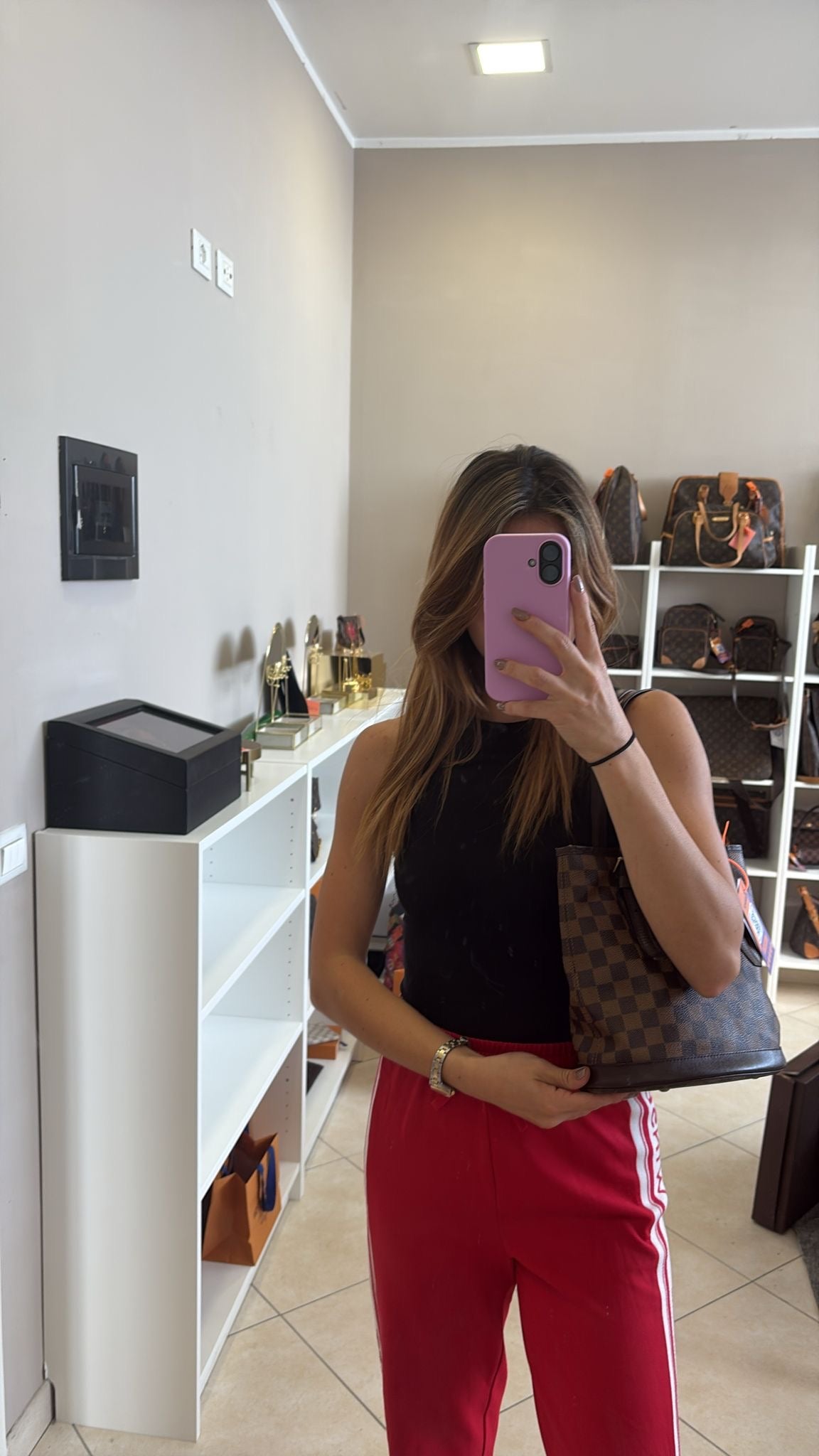 Louis Vuitton Marais