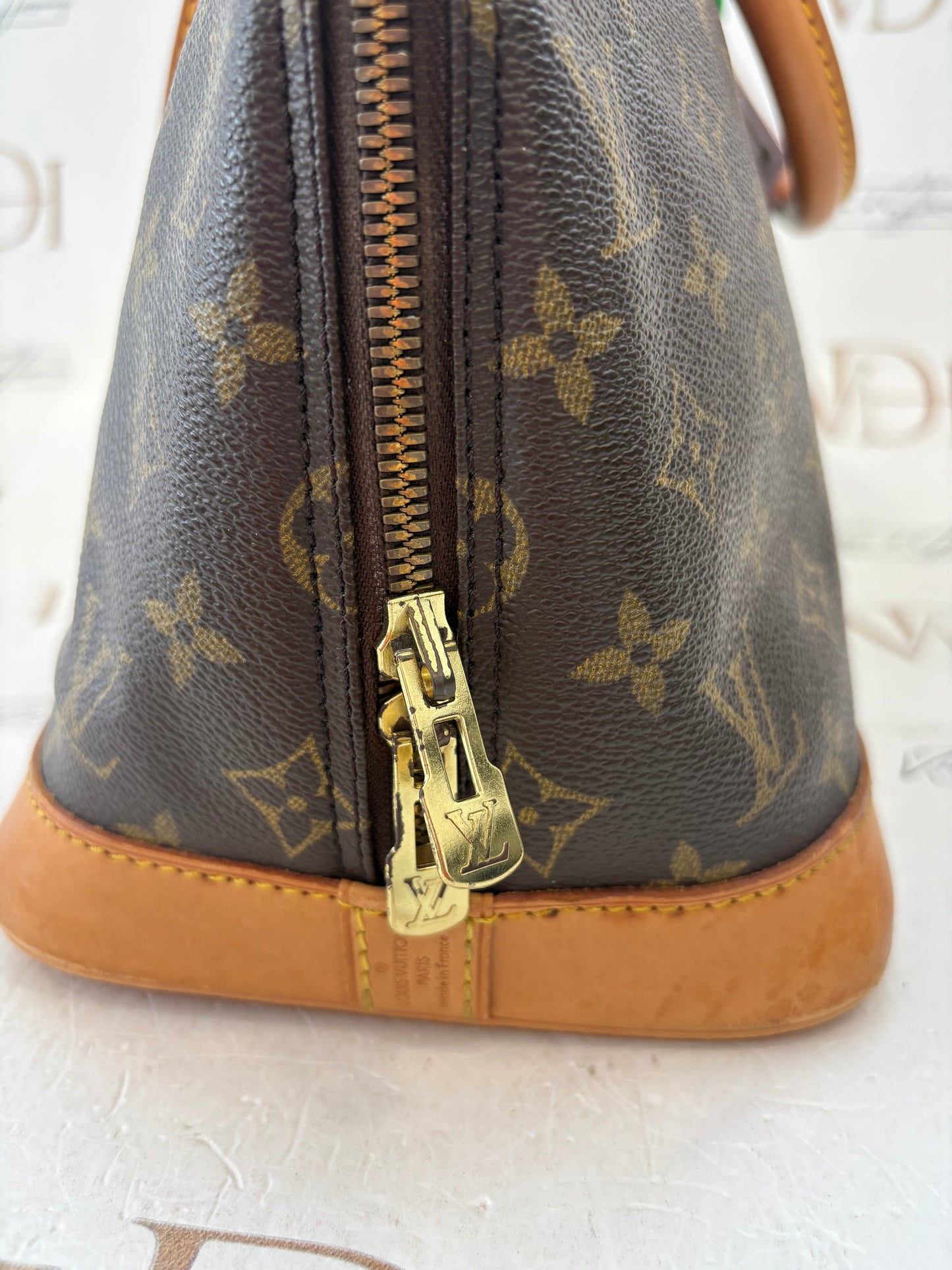 017108 - Louis Vuitton Alma