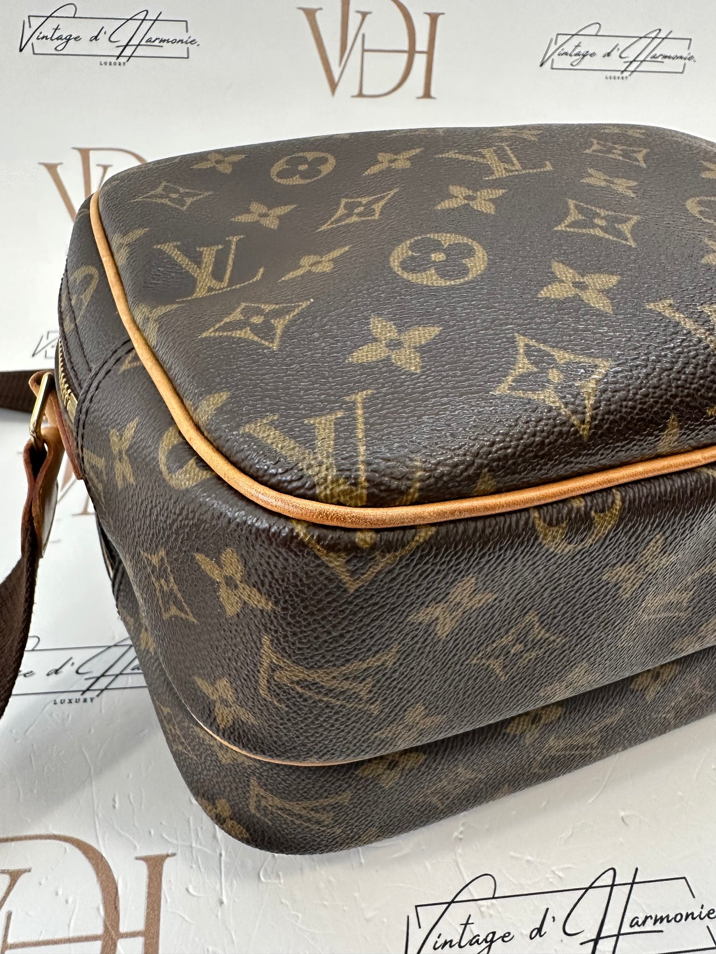 017934 - Louis Vuitton Reporter PM