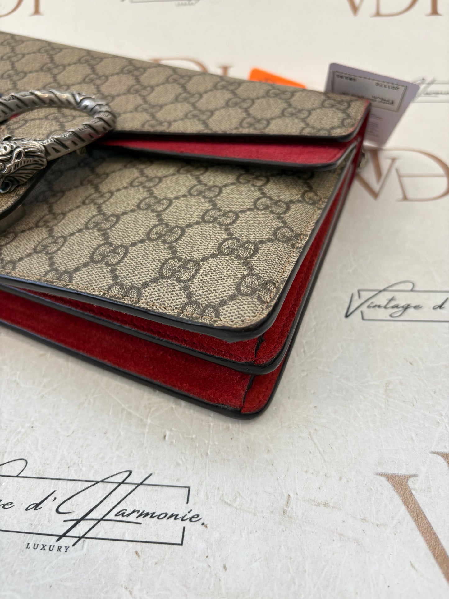 201172 - Gucci Dionysus