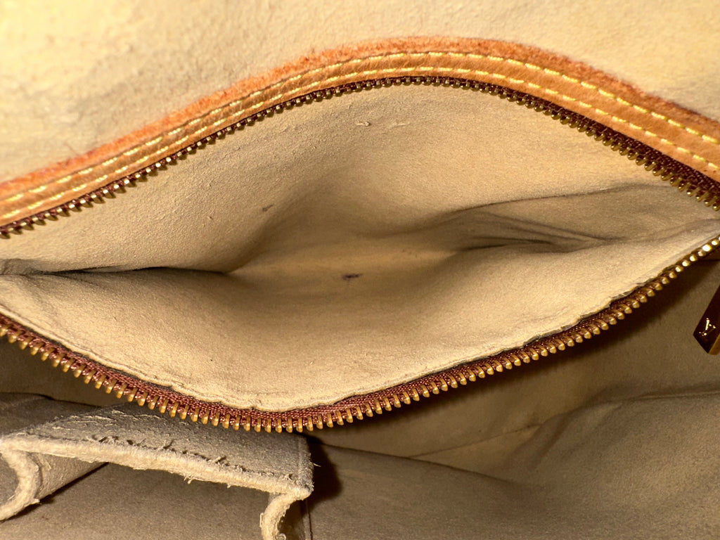 Louis Vuitton Looping GM