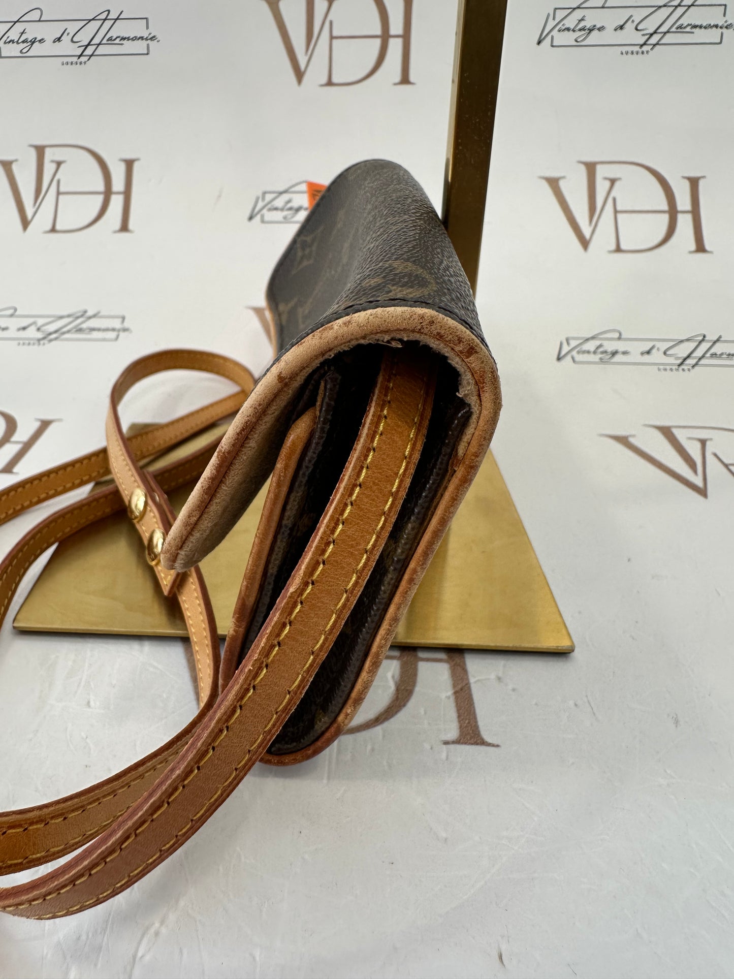 017753 - Louis Vuitton Pochette Twin PM