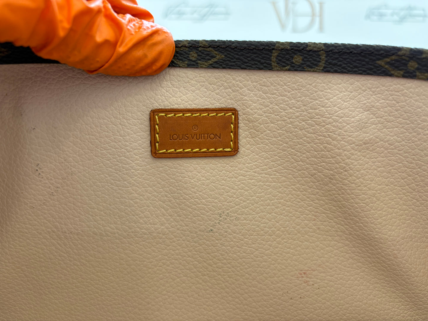 018277 - Louis Vuitton Sac Plat