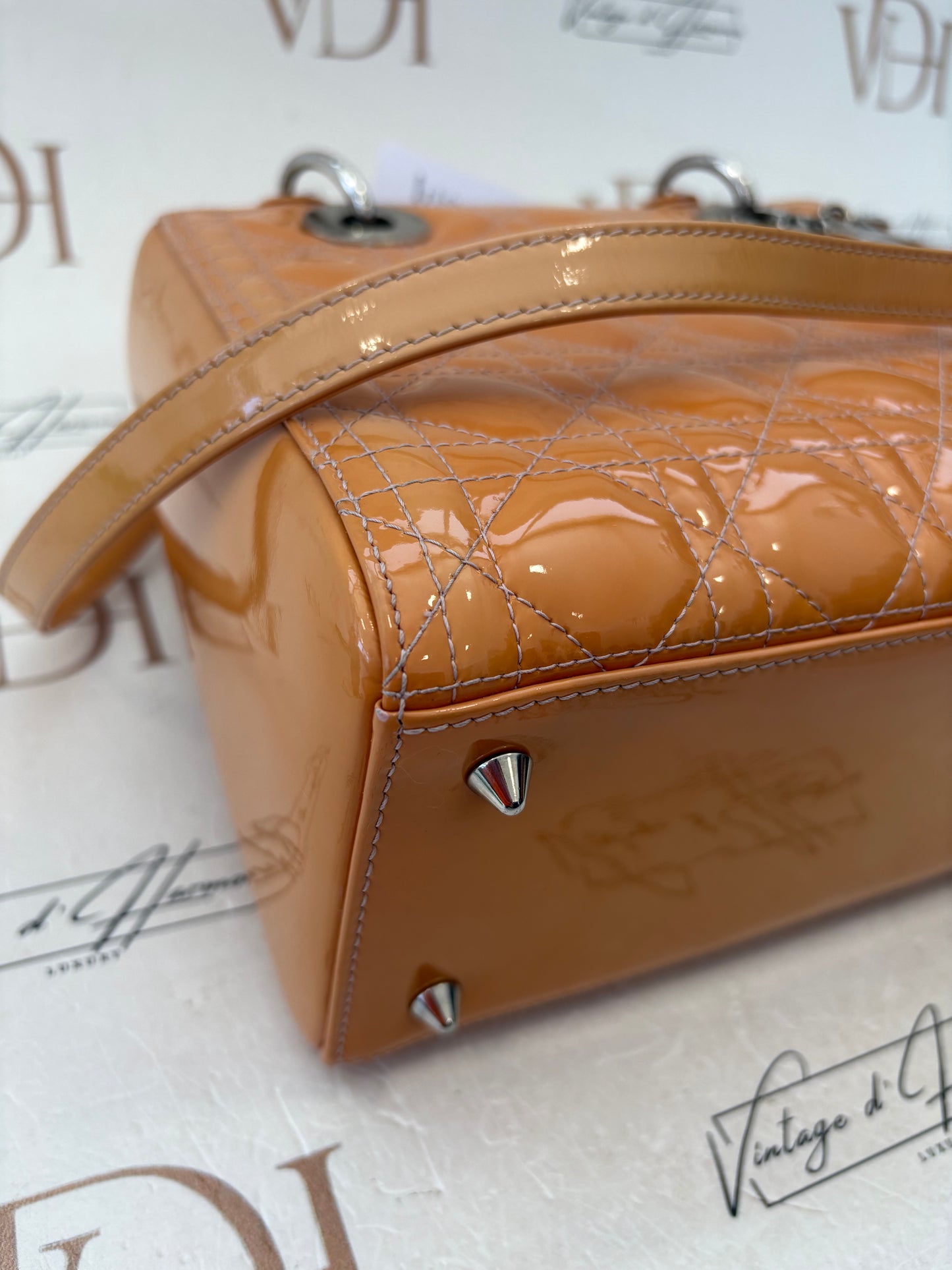 383621 - Dior Lady