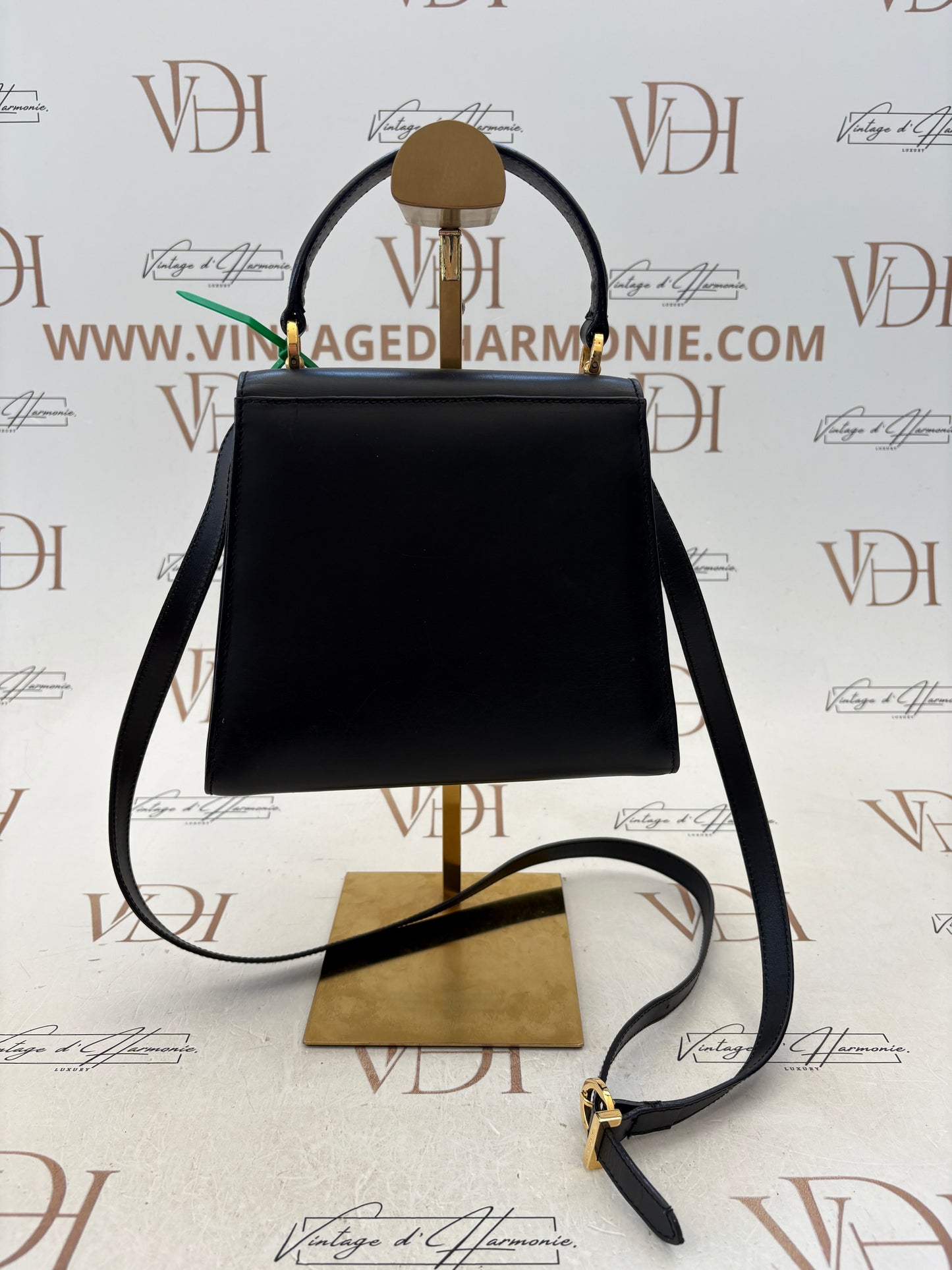 017239 - Salvatore Ferragamo Vara