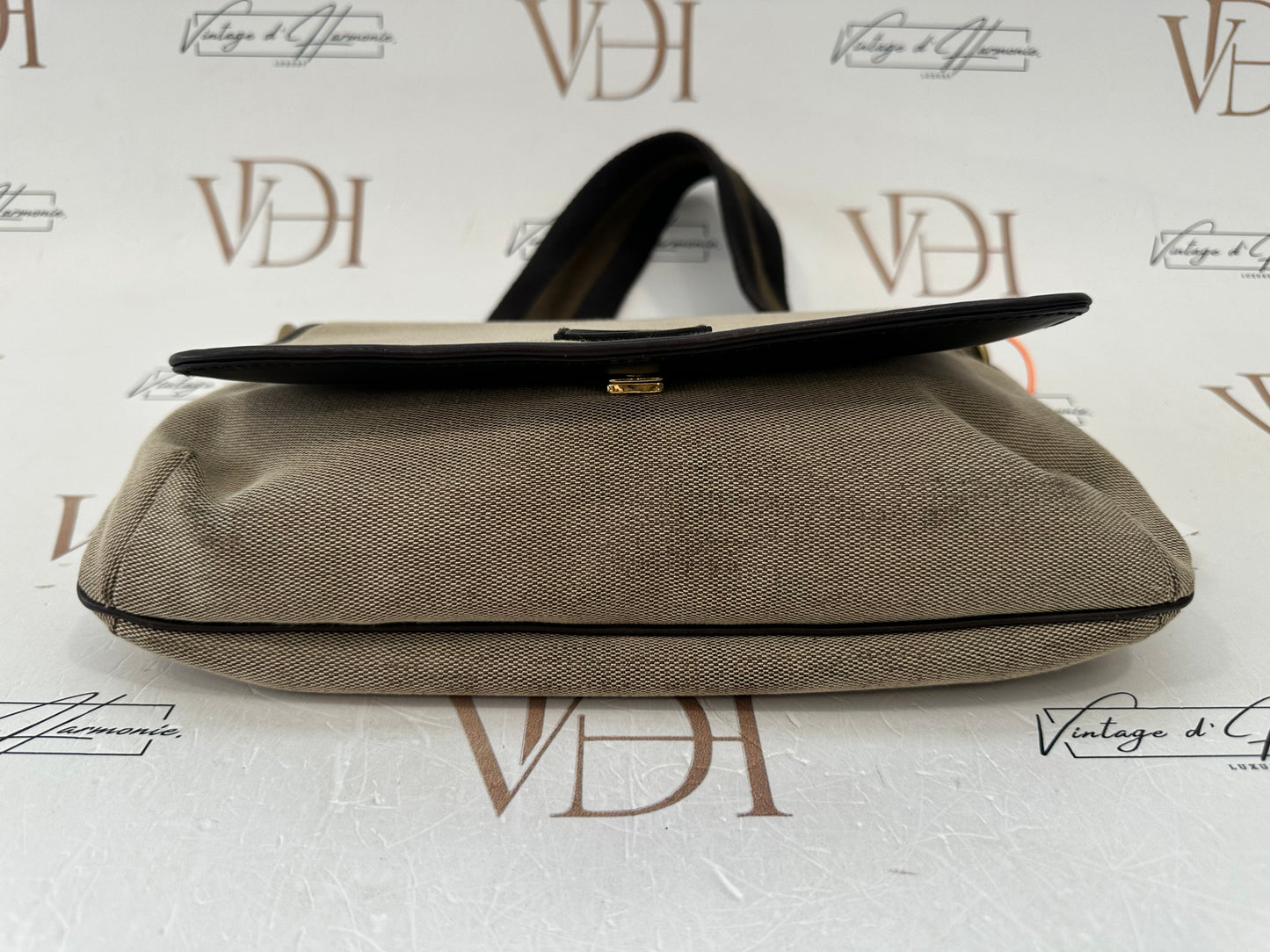 382300 - Gucci Vintage