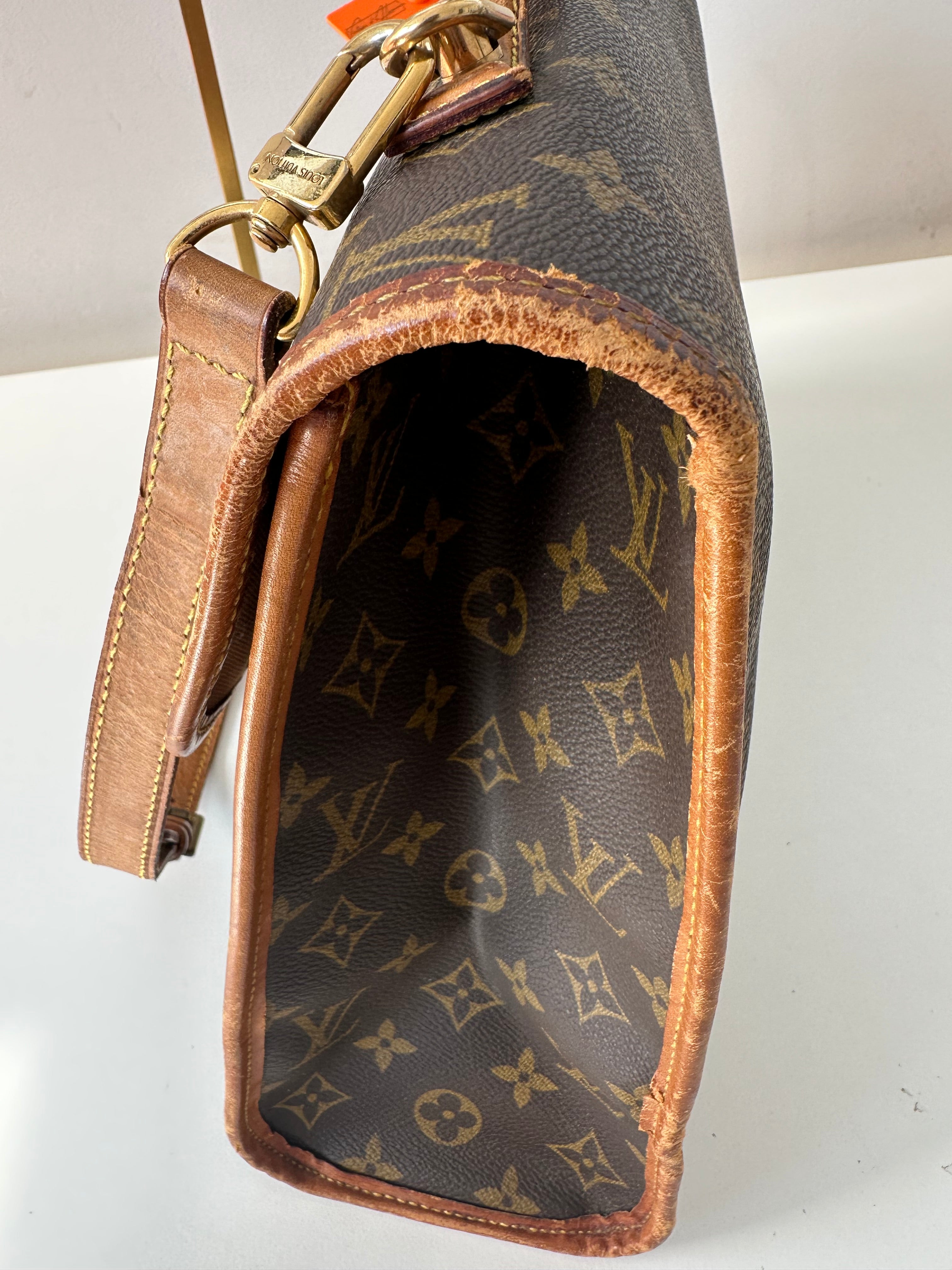 Louis Vuitton Beverly Business