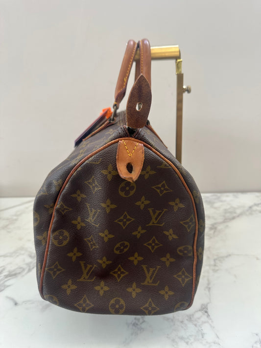 Louis Vuitton Speedy 35
