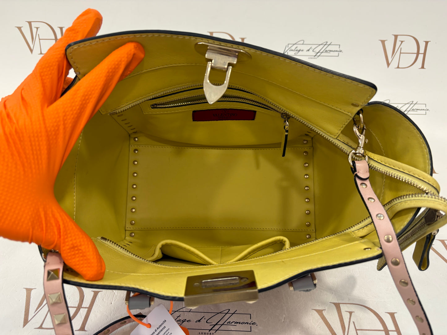 383248 - Valentino Rockstud