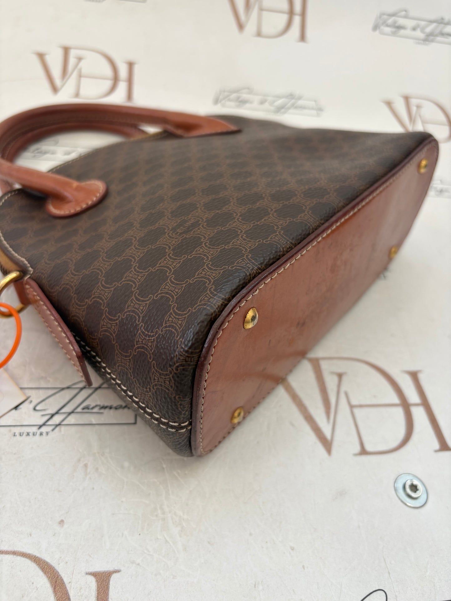 018082 - Céline Brown PVC Macadam