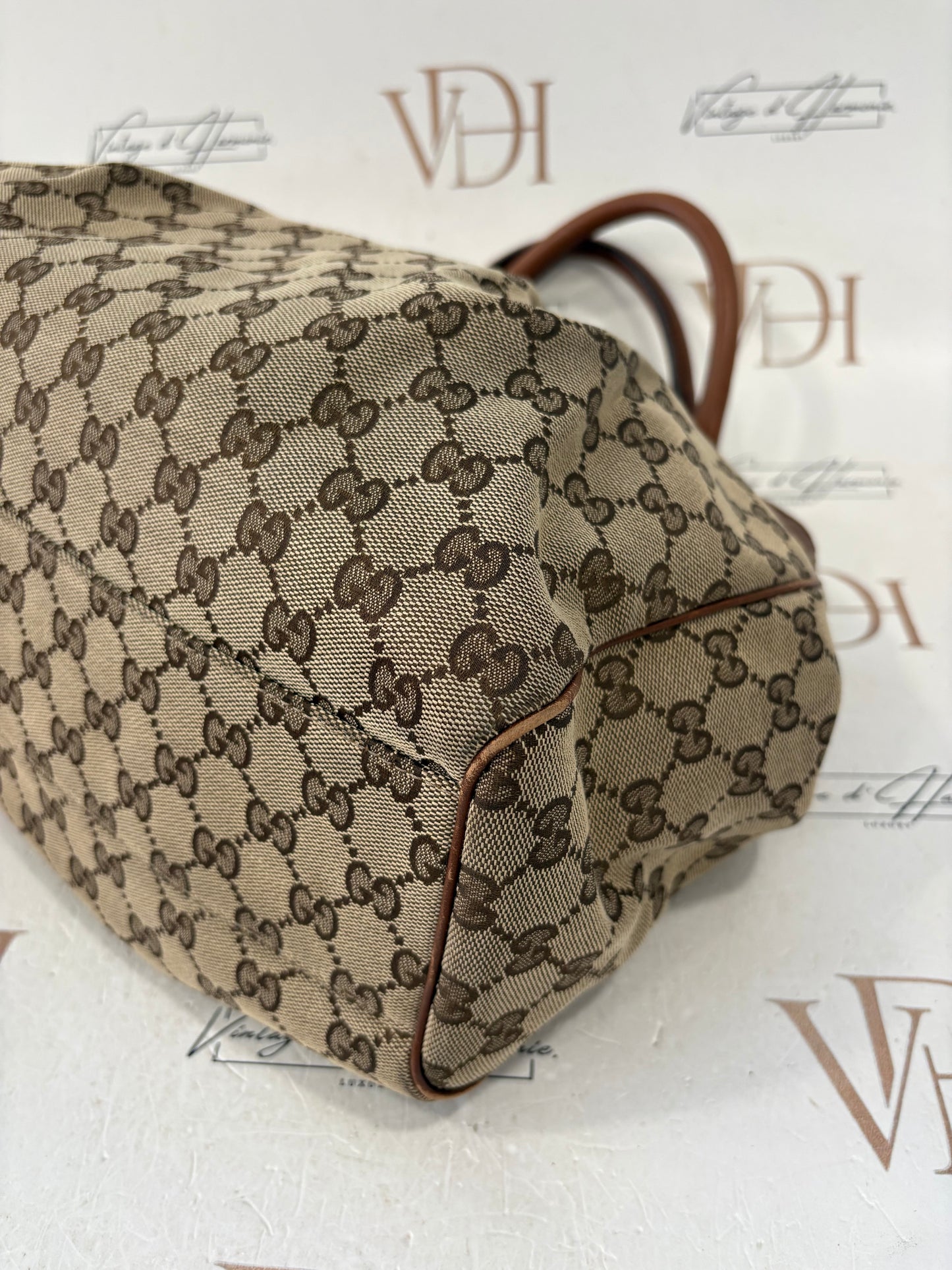 201640 - Gucci Sukey