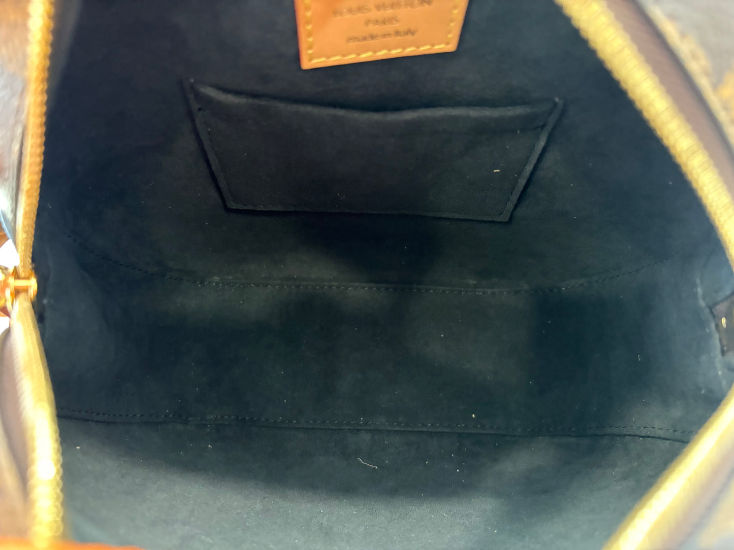 383589 - Louis Vuitton Boite Chapeau