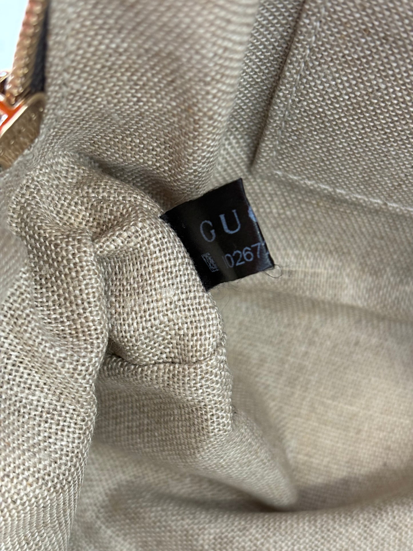 383892 - Gucci Grey