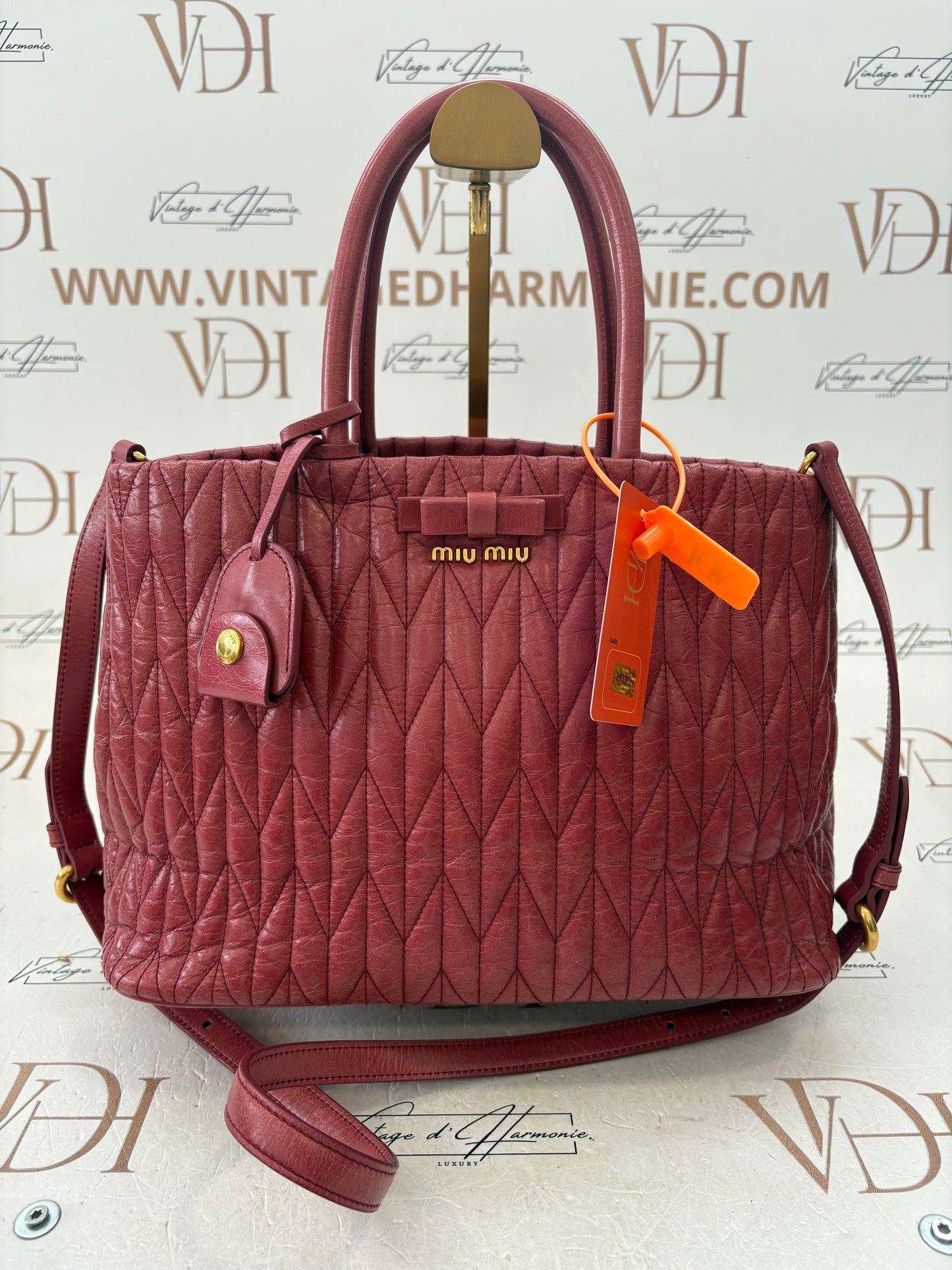 383329 - Miu Miu